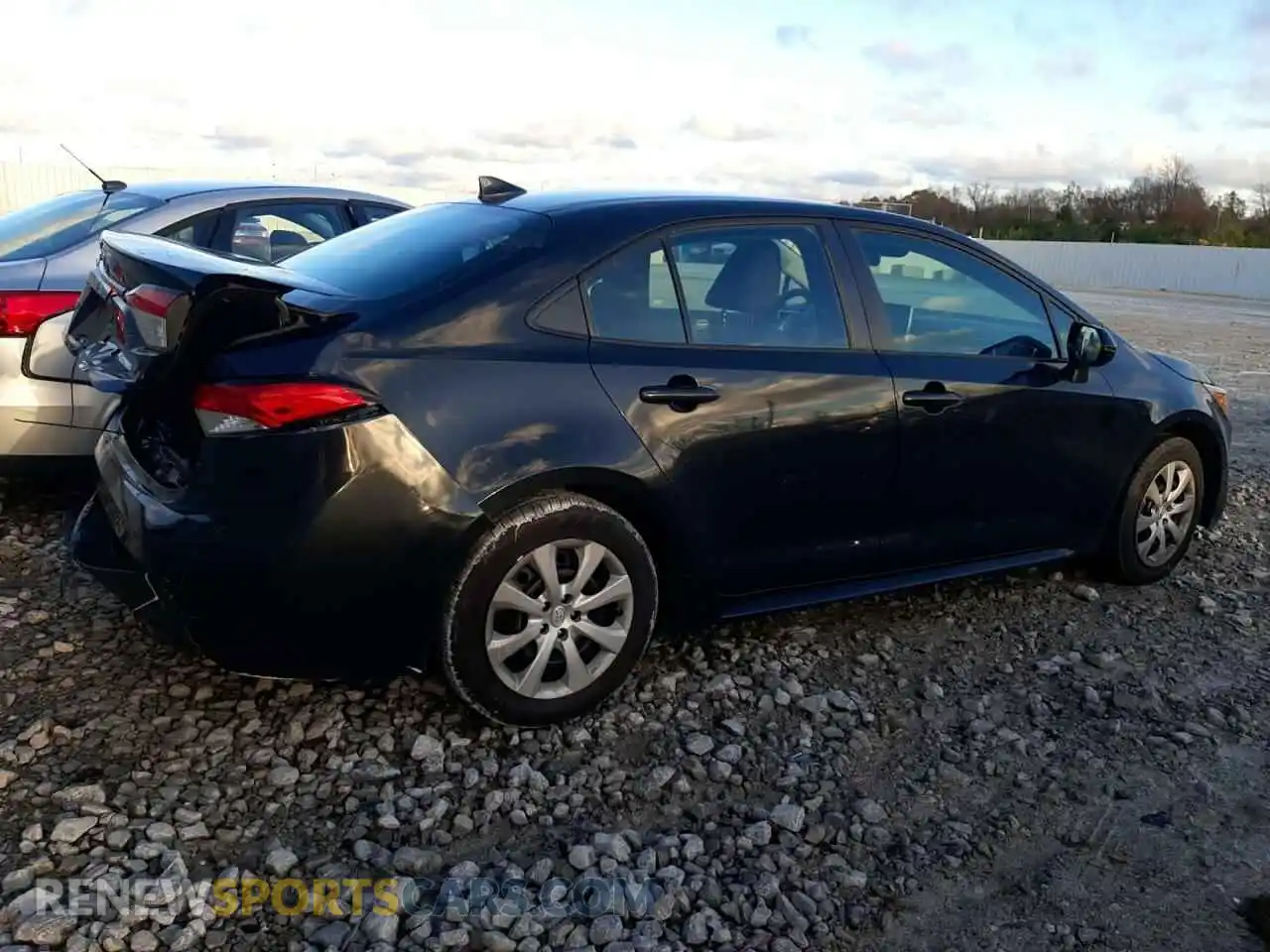 3 Фотография поврежденного автомобиля 5YFEPMAE2MP176742 TOYOTA COROLLA 2021