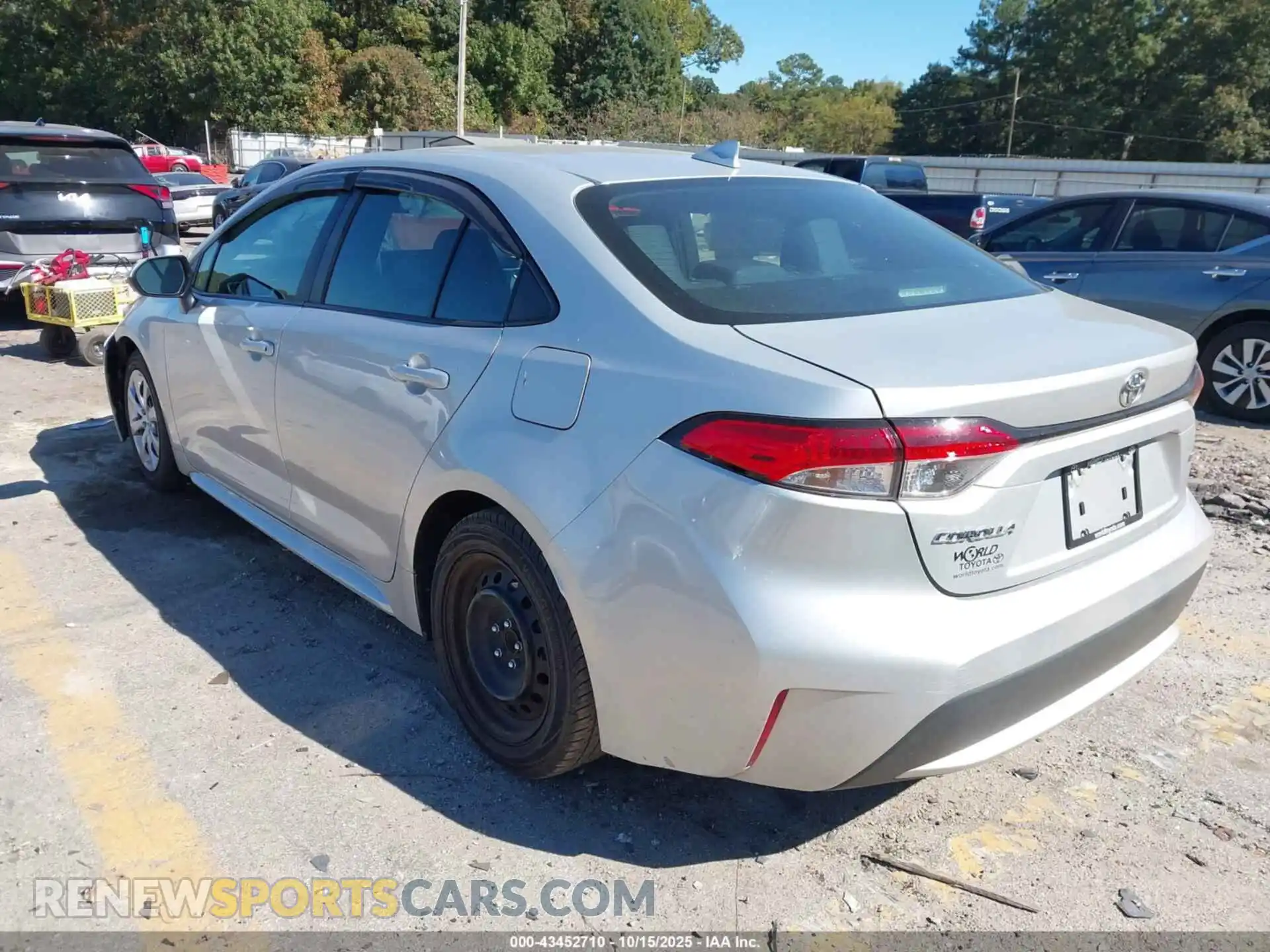 3 Photograph of a damaged car 5YFEPMAE2MP180774 TOYOTA COROLLA 2021