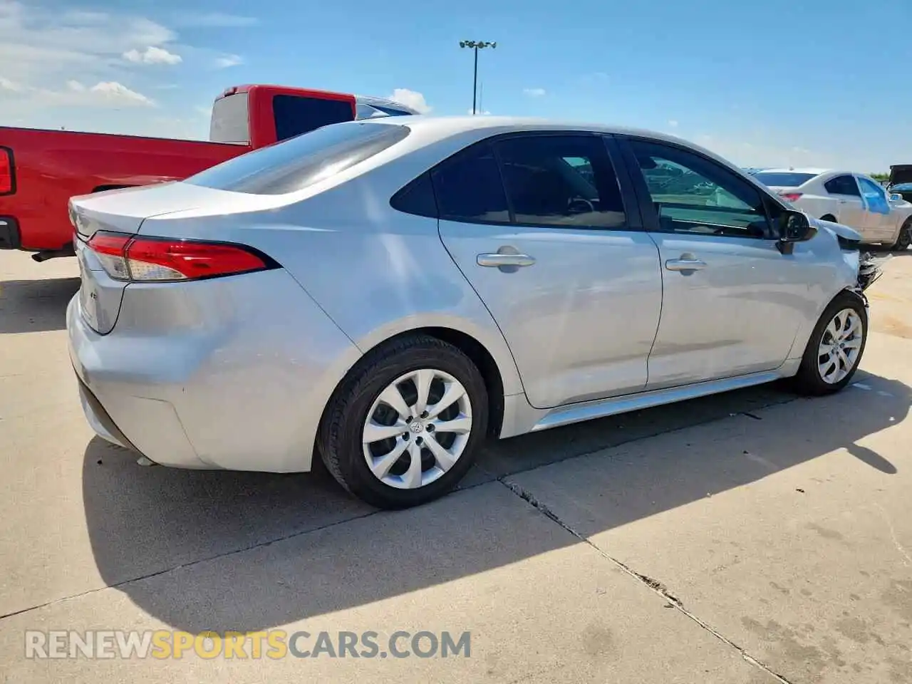 3 Photograph of a damaged car 5YFEPMAE2MP186431 TOYOTA COROLLA 2021