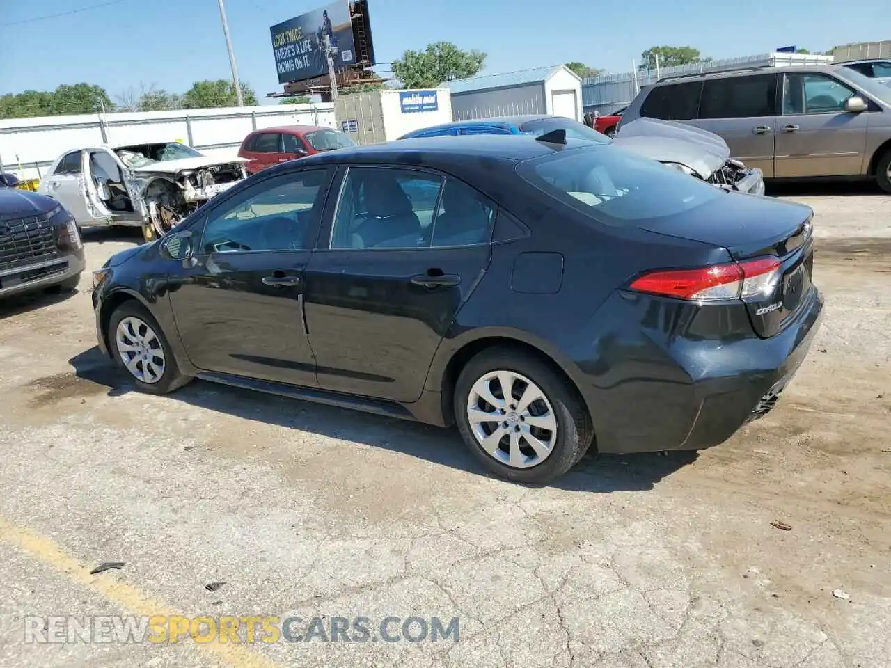 2 Photograph of a damaged car 5YFEPMAE2MP188860 TOYOTA COROLLA 2021
