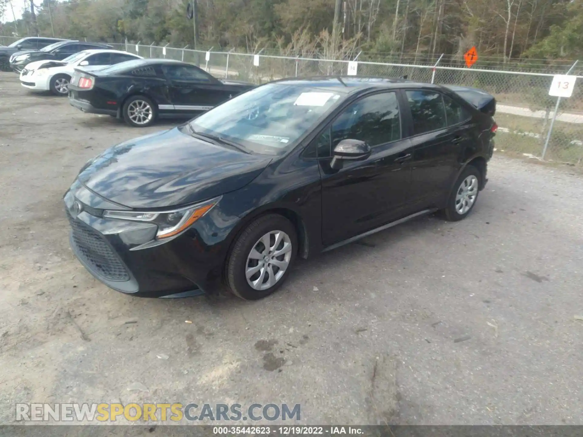 2 Photograph of a damaged car 5YFEPMAE2MP192438 TOYOTA COROLLA 2021