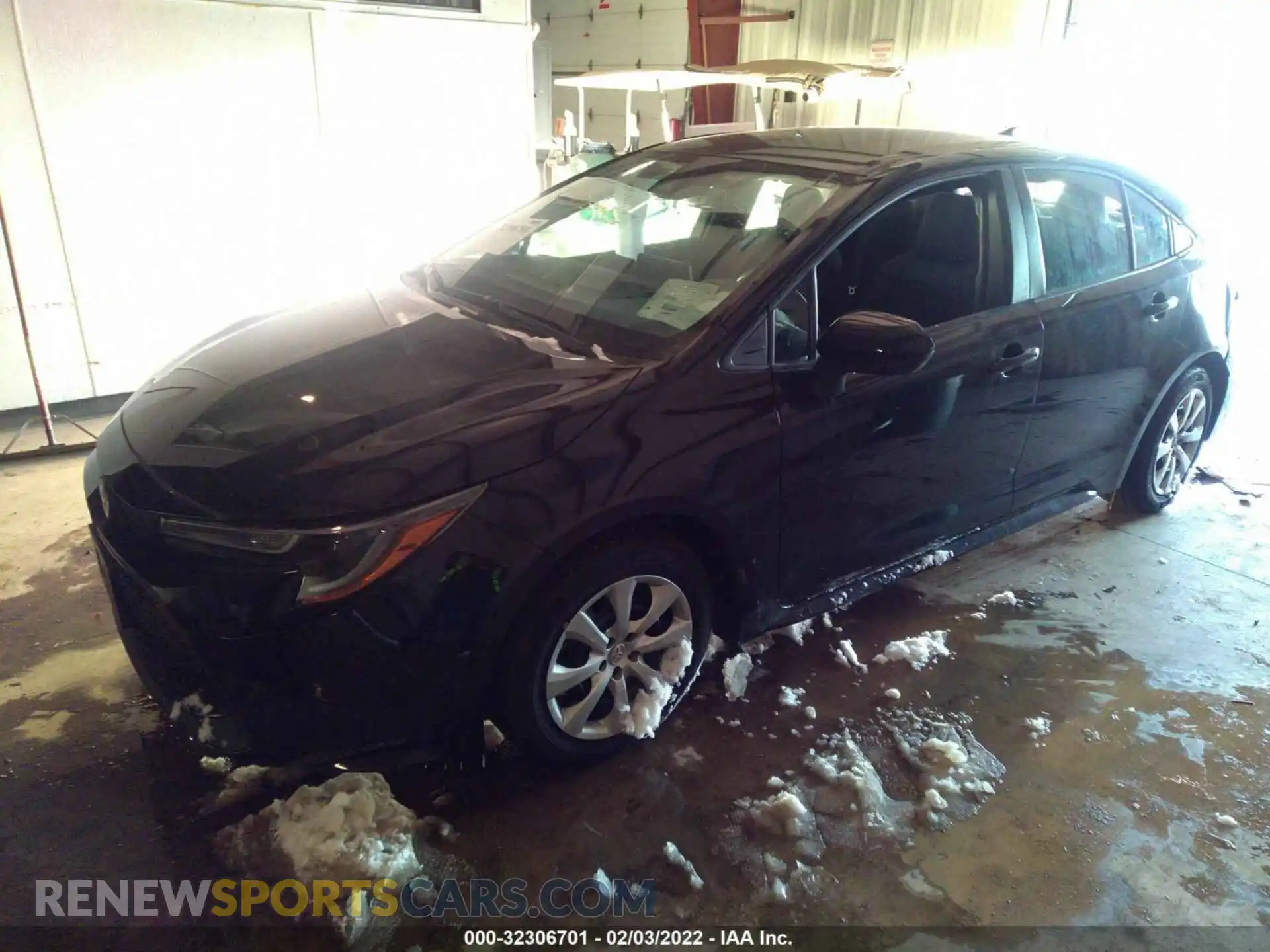 2 Photograph of a damaged car 5YFEPMAE2MP193721 TOYOTA COROLLA 2021