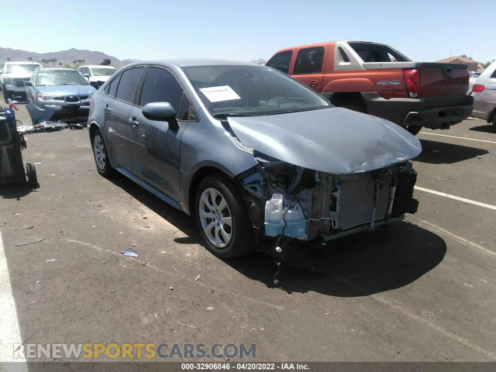 1 Photograph of a damaged car 5YFEPMAE2MP225485 TOYOTA COROLLA 2021