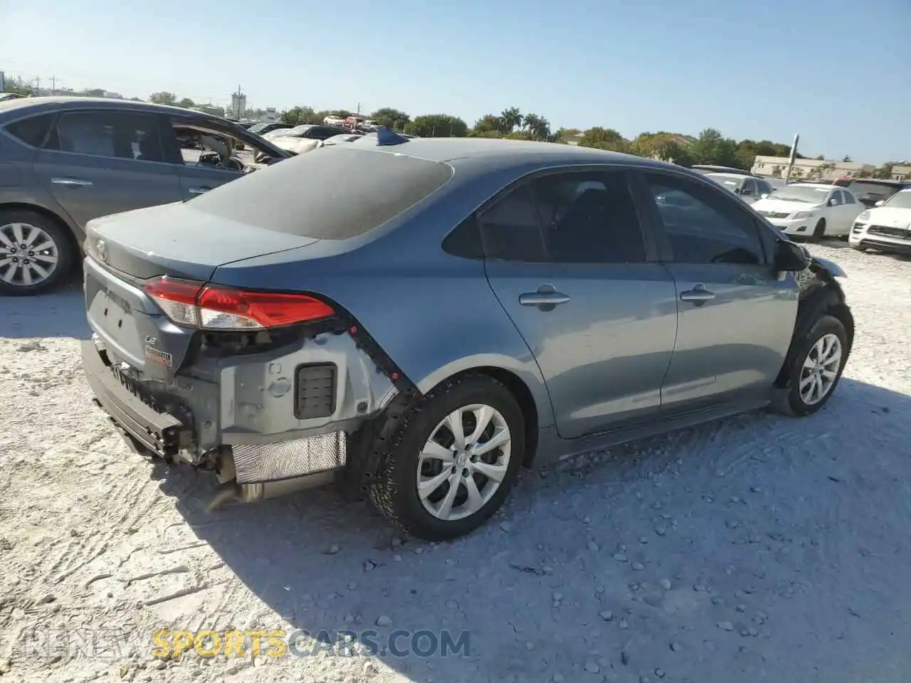 3 Photograph of a damaged car 5YFEPMAE2MP228984 TOYOTA COROLLA 2021