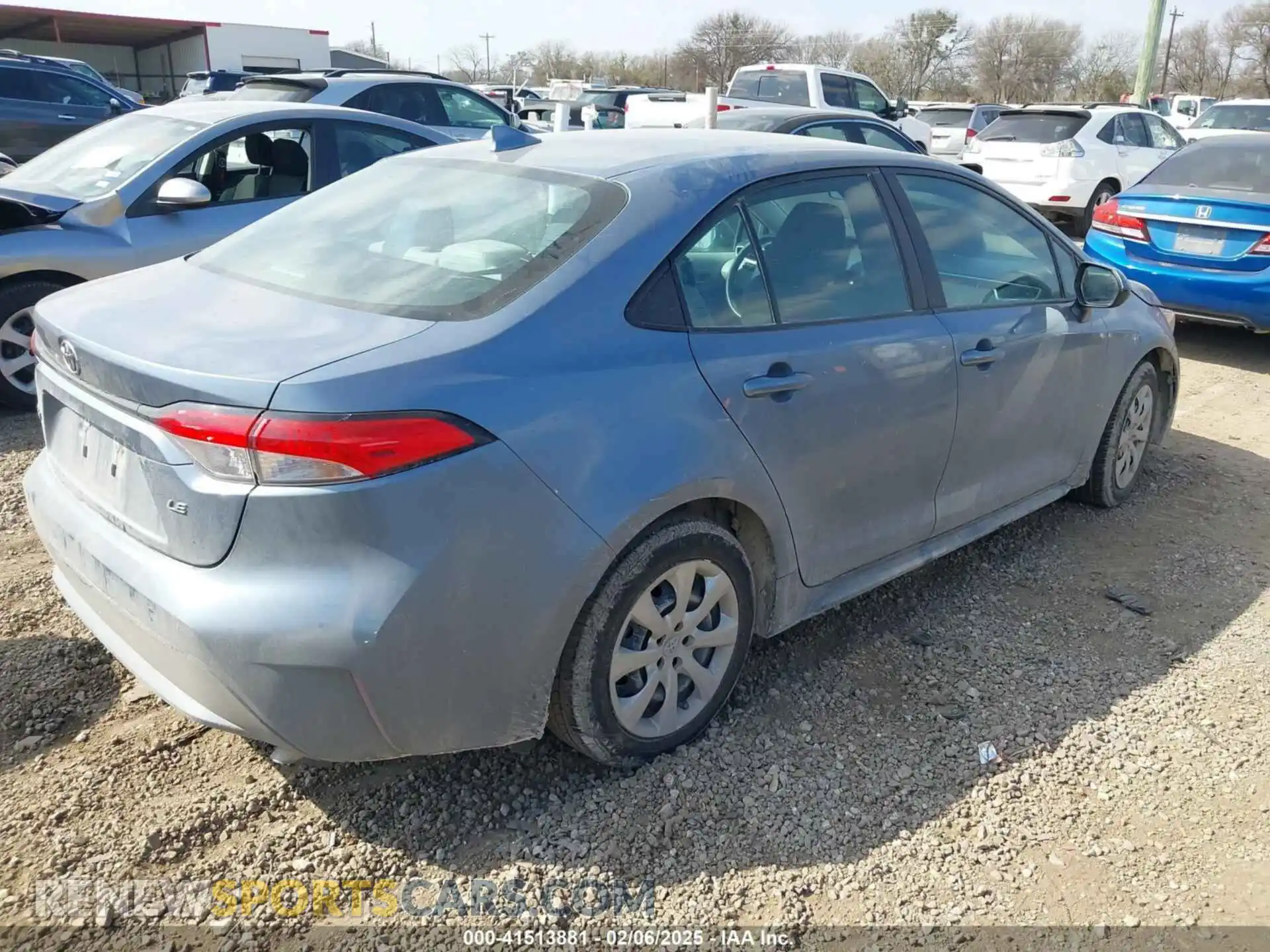 3 Photograph of a damaged car 5YFEPMAE2MP230007 TOYOTA COROLLA 2021