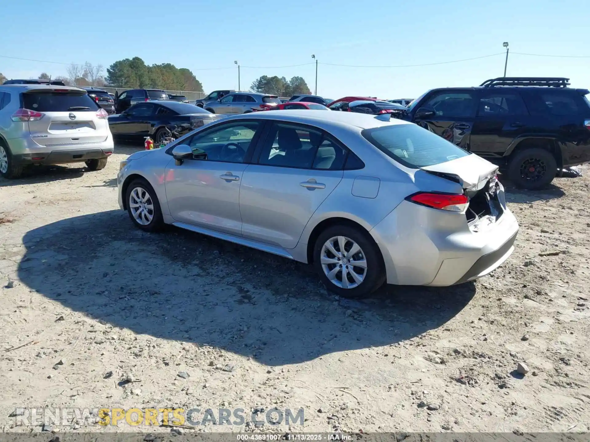 3 Photograph of a damaged car 5YFEPMAE2MP241640 TOYOTA COROLLA 2021
