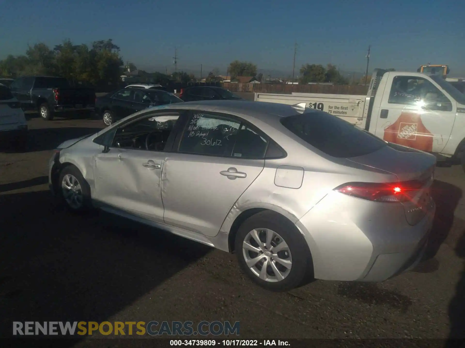 3 Photograph of a damaged car 5YFEPMAE2MP244277 TOYOTA COROLLA 2021