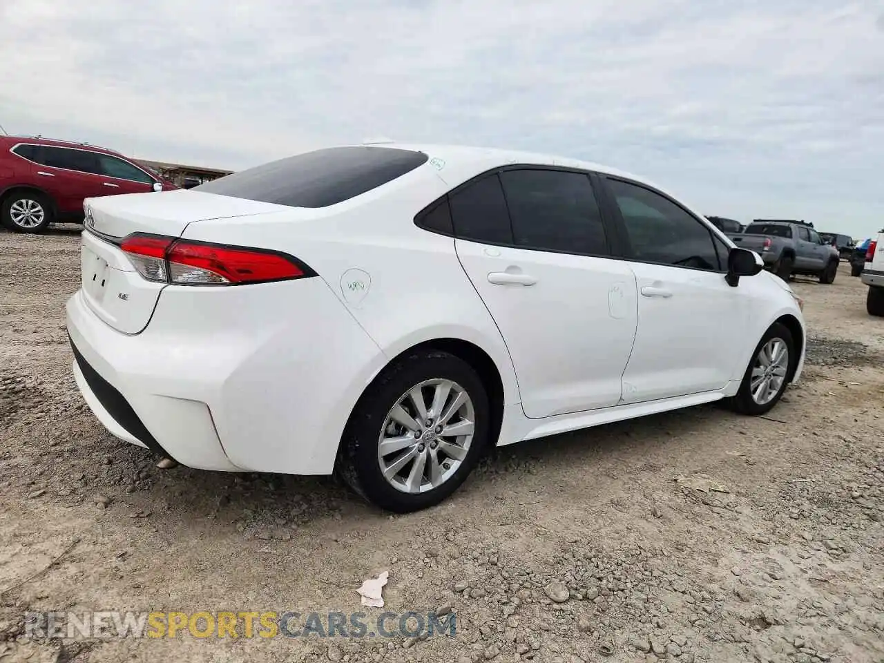 3 fotografías del automóvil dañado 5YFEPMAE2MP244621 TOYOTA COROLLA 2021
