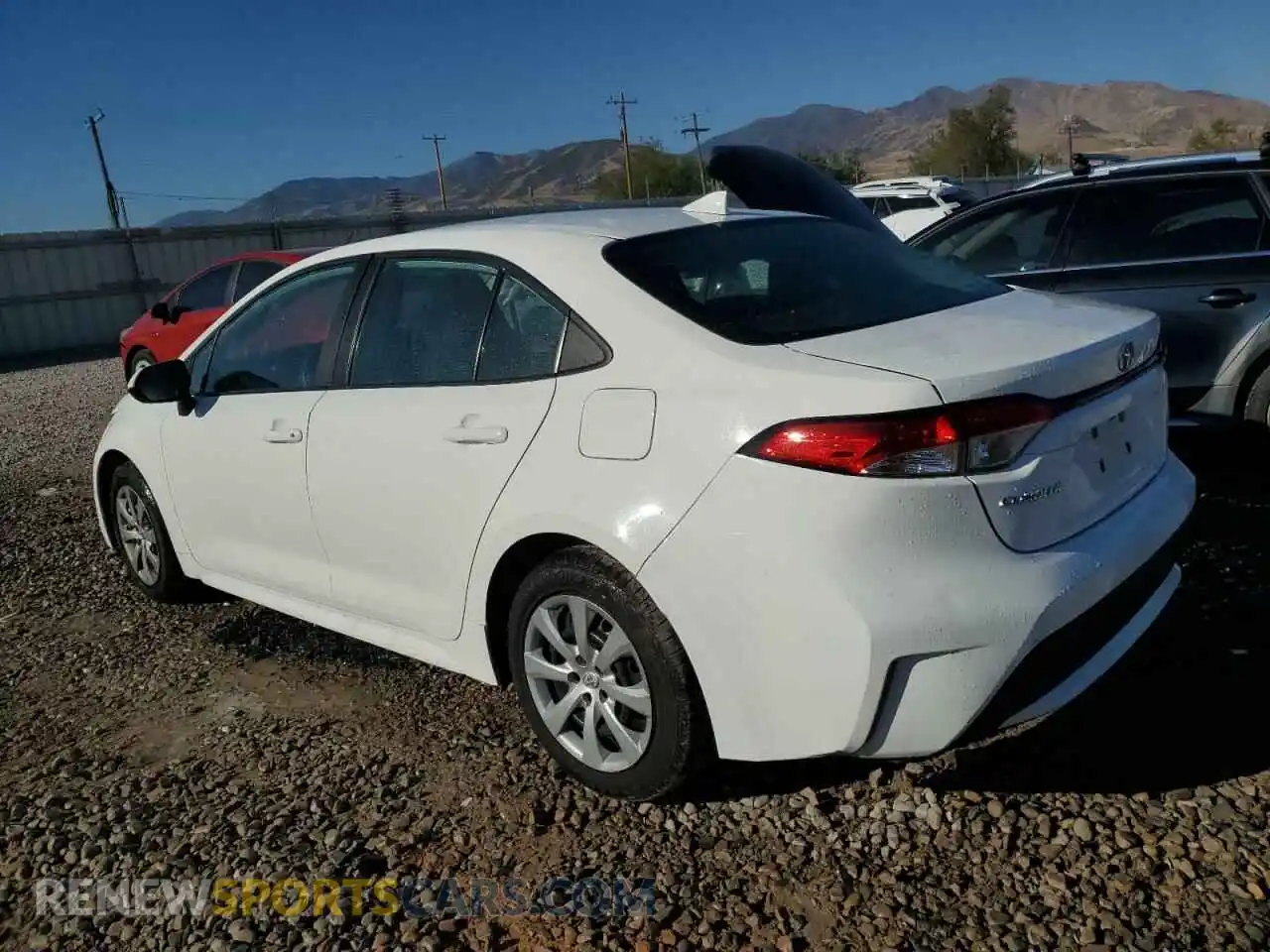2 Photograph of a damaged car 5YFEPMAE2MP244781 TOYOTA COROLLA 2021