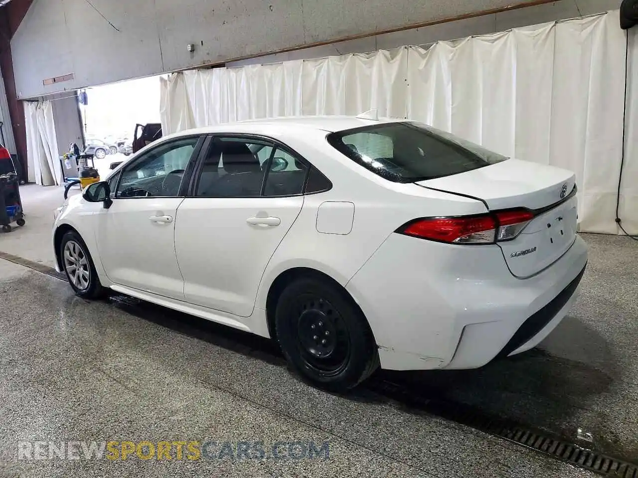2 Фотография поврежденного автомобиля 5YFEPMAE2MP246126 TOYOTA COROLLA 2021