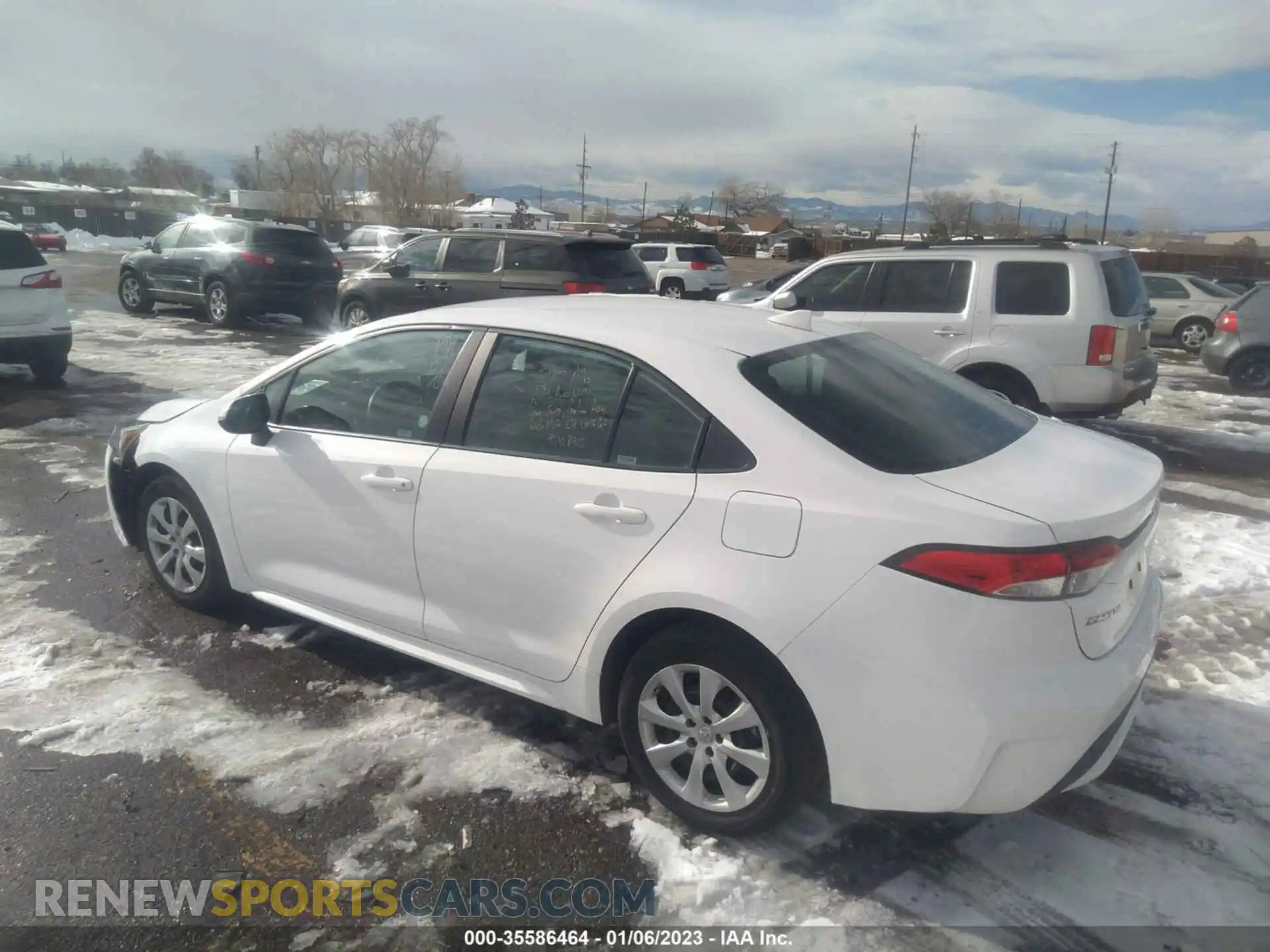 3 fotografías del automóvil dañado 5YFEPMAE2MP247244 TOYOTA COROLLA 2021