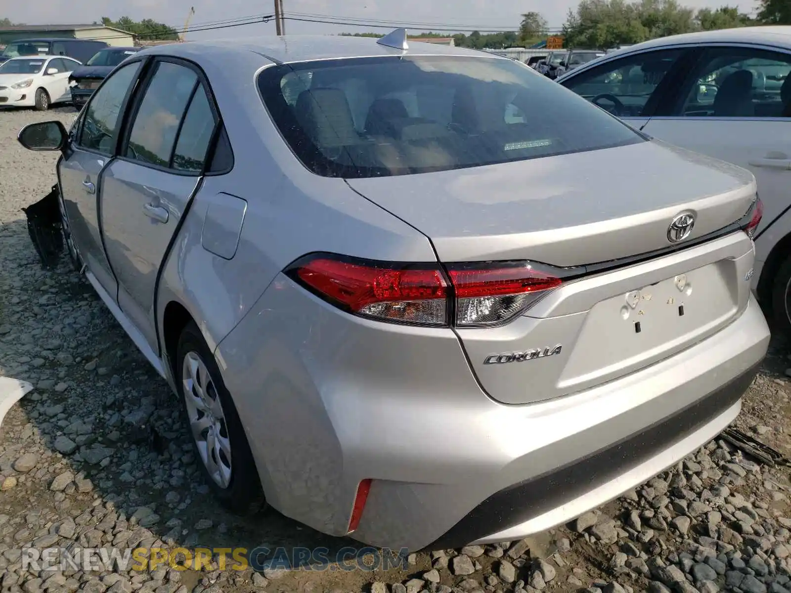 3 Photograph of a damaged car 5YFEPMAE2MP256039 TOYOTA COROLLA 2021