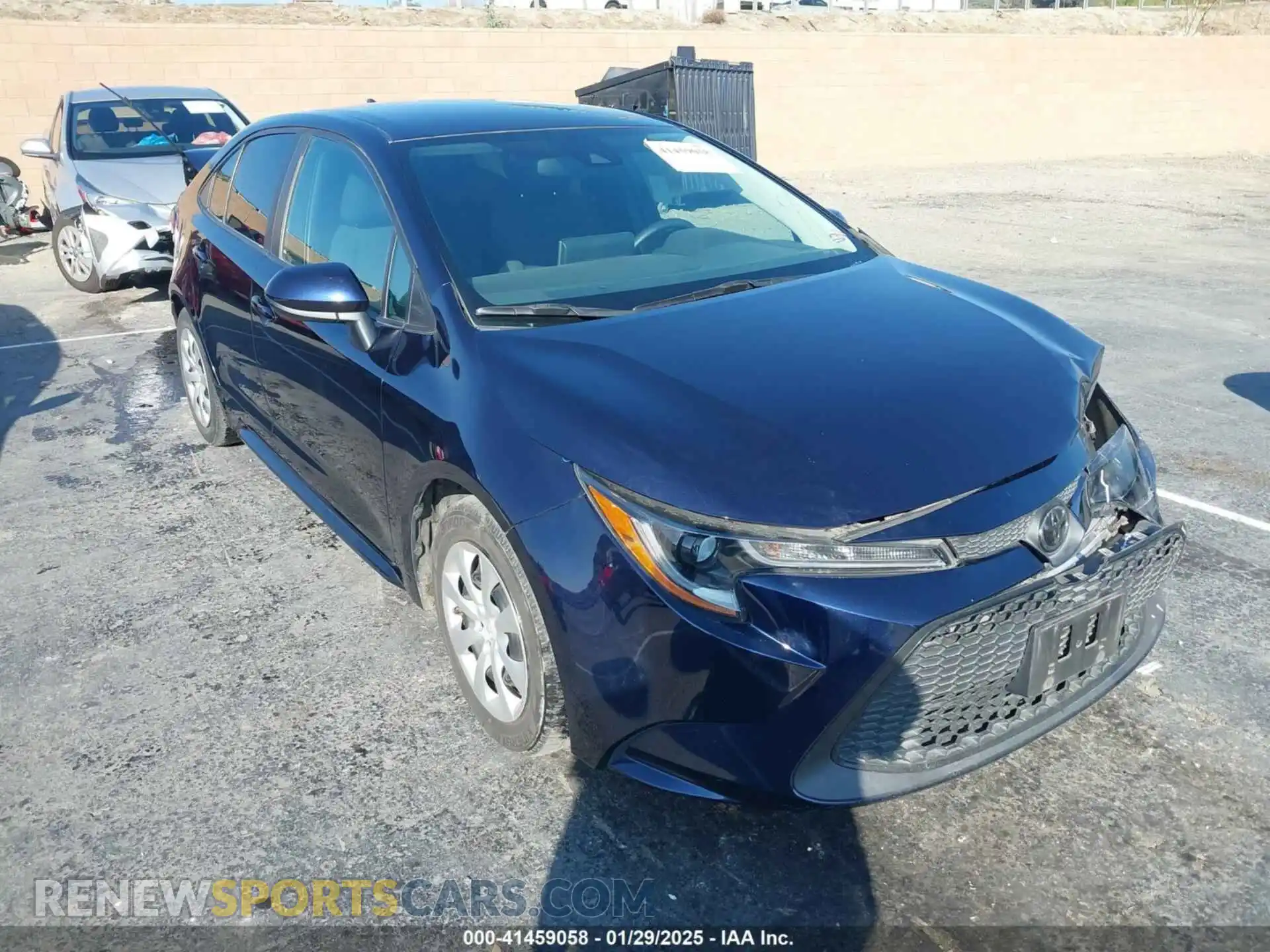 1 Photograph of a damaged car 5YFEPMAE2MP261032 TOYOTA COROLLA 2021