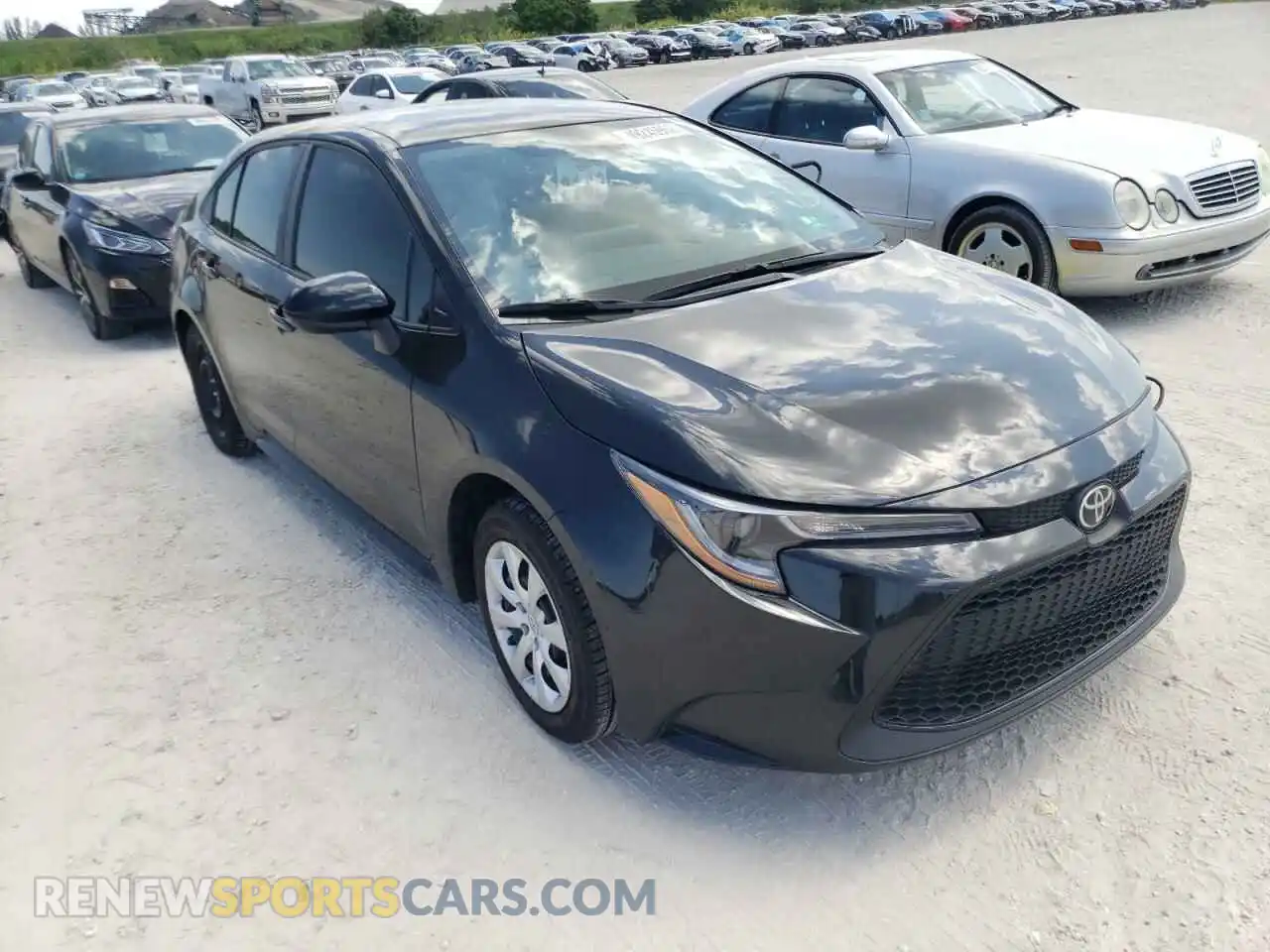 1 Photograph of a damaged car 5YFEPMAE2MP269194 TOYOTA COROLLA 2021