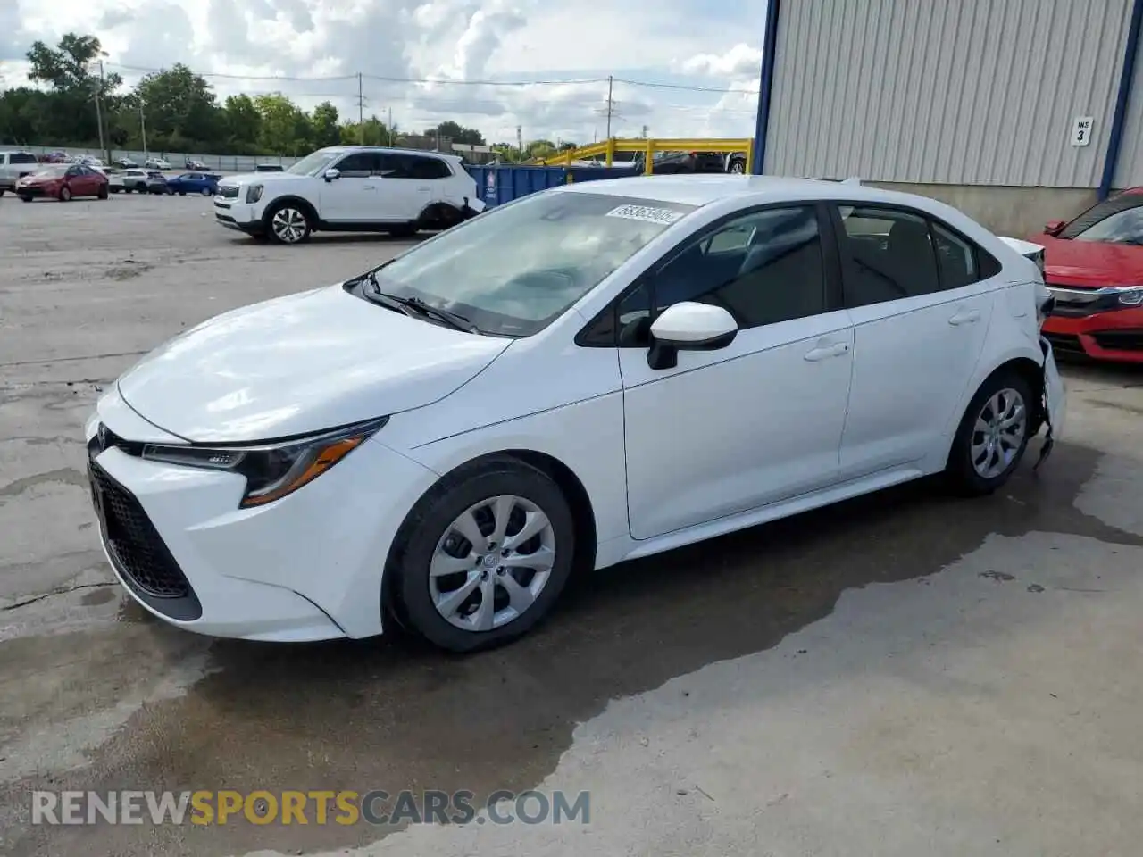 1 Photograph of a damaged car 5YFEPMAE3MP163840 TOYOTA COROLLA 2021