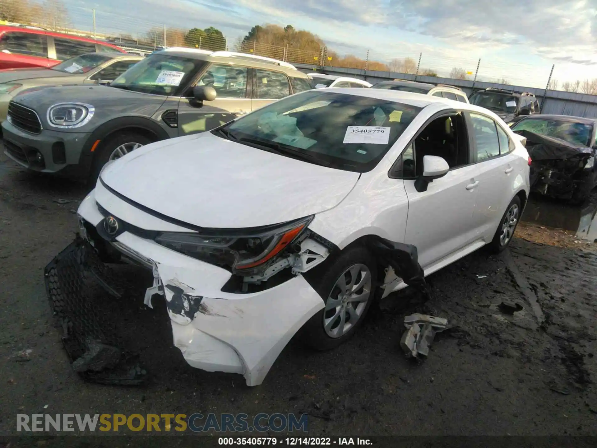 2 Фотография поврежденного автомобиля 5YFEPMAE3MP168584 TOYOTA COROLLA 2021