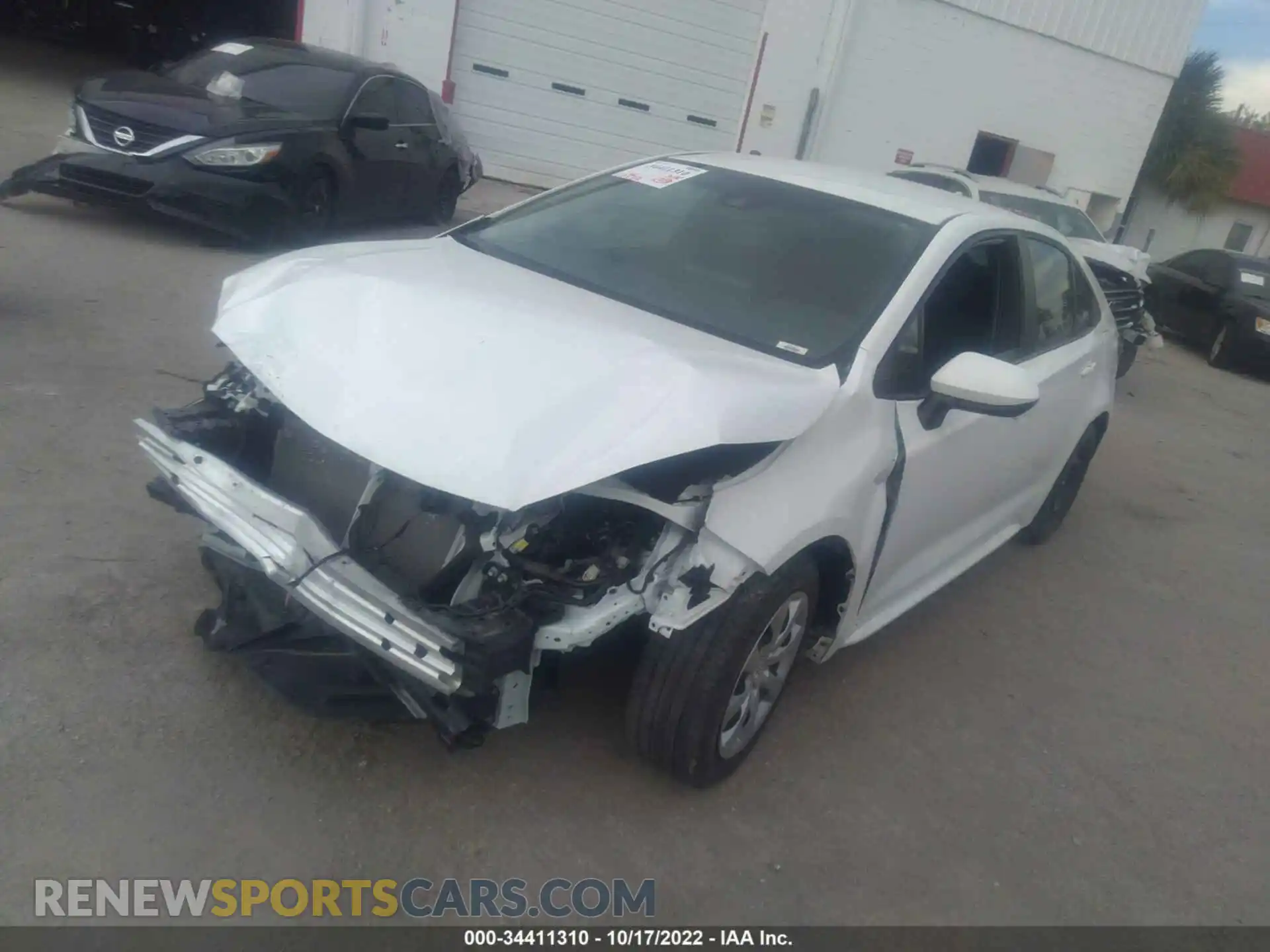 2 fotografías del automóvil dañado 5YFEPMAE3MP172294 TOYOTA COROLLA 2021