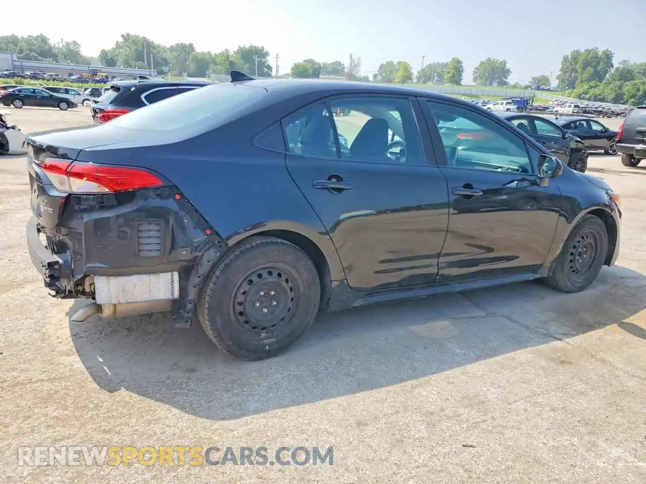 3 Фотография поврежденного автомобиля 5YFEPMAE3MP173901 TOYOTA COROLLA 2021