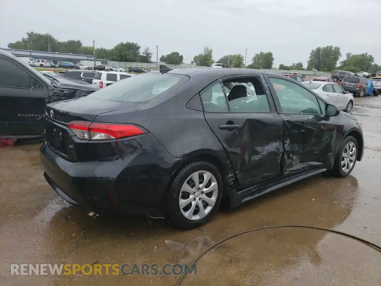3 Photograph of a damaged car 5YFEPMAE3MP176099 TOYOTA COROLLA 2021