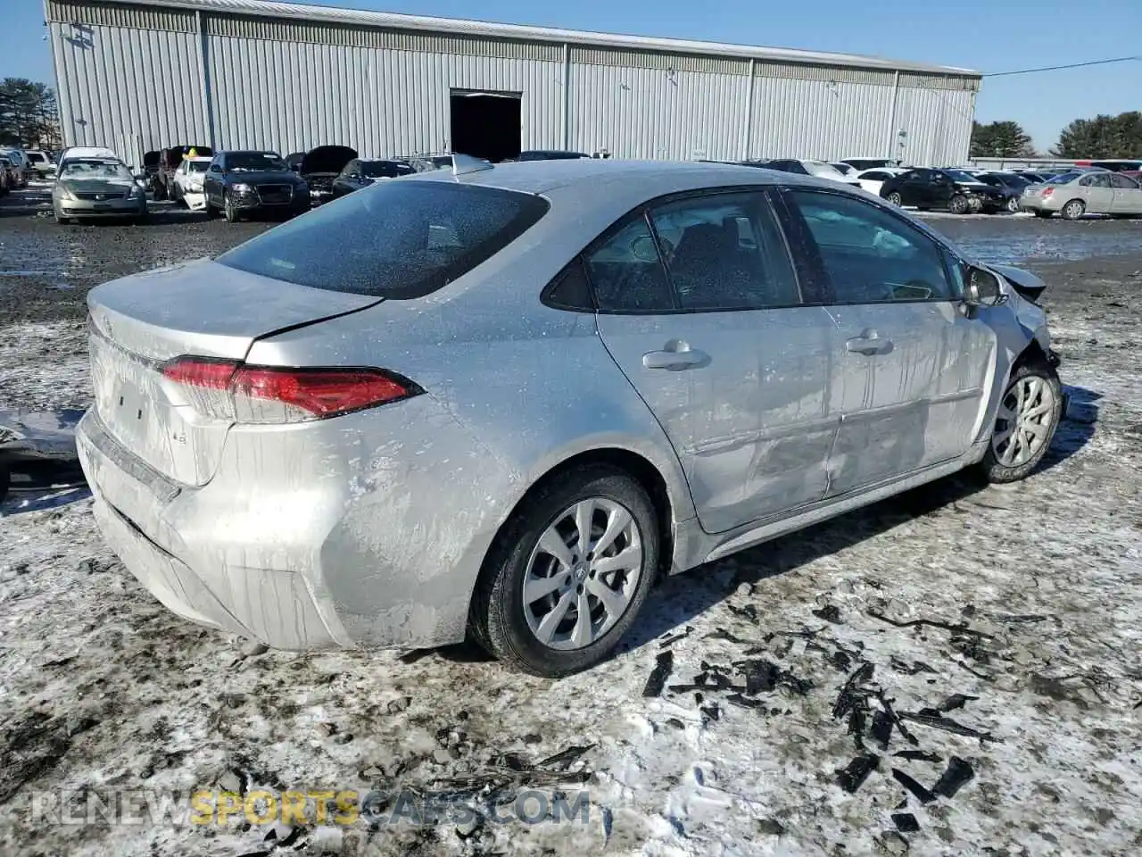 3 Фотография поврежденного автомобиля 5YFEPMAE3MP179701 TOYOTA COROLLA 2021