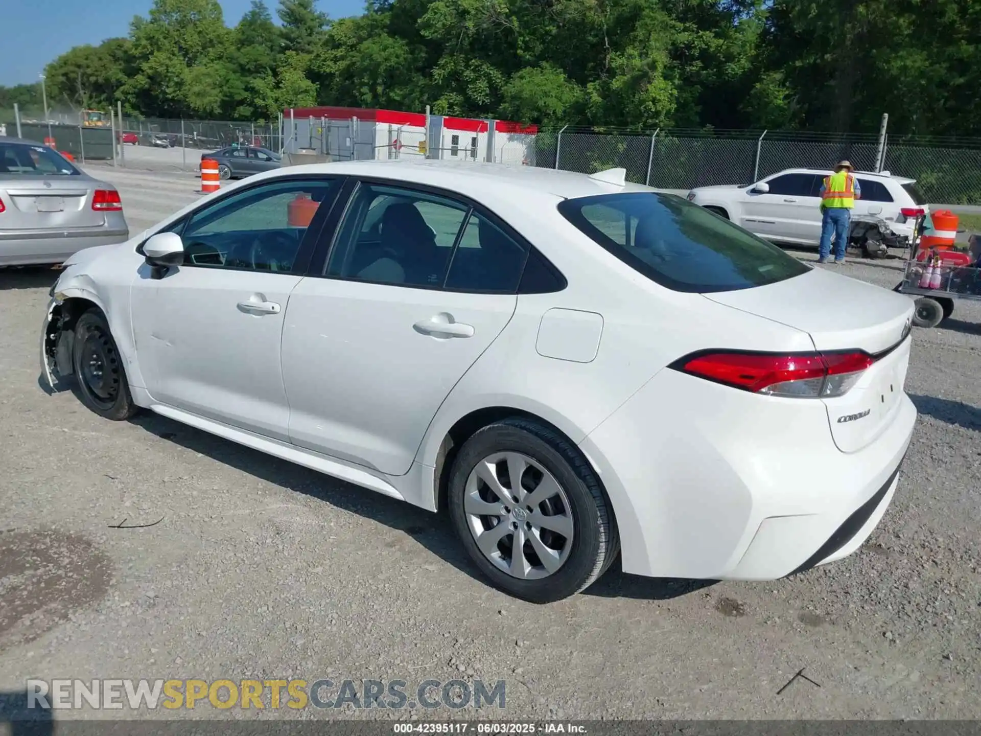 3 Photograph of a damaged car 5YFEPMAE3MP184185 TOYOTA COROLLA 2021