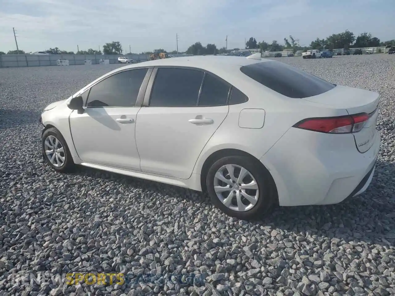 2 Photograph of a damaged car 5YFEPMAE3MP184686 TOYOTA COROLLA 2021