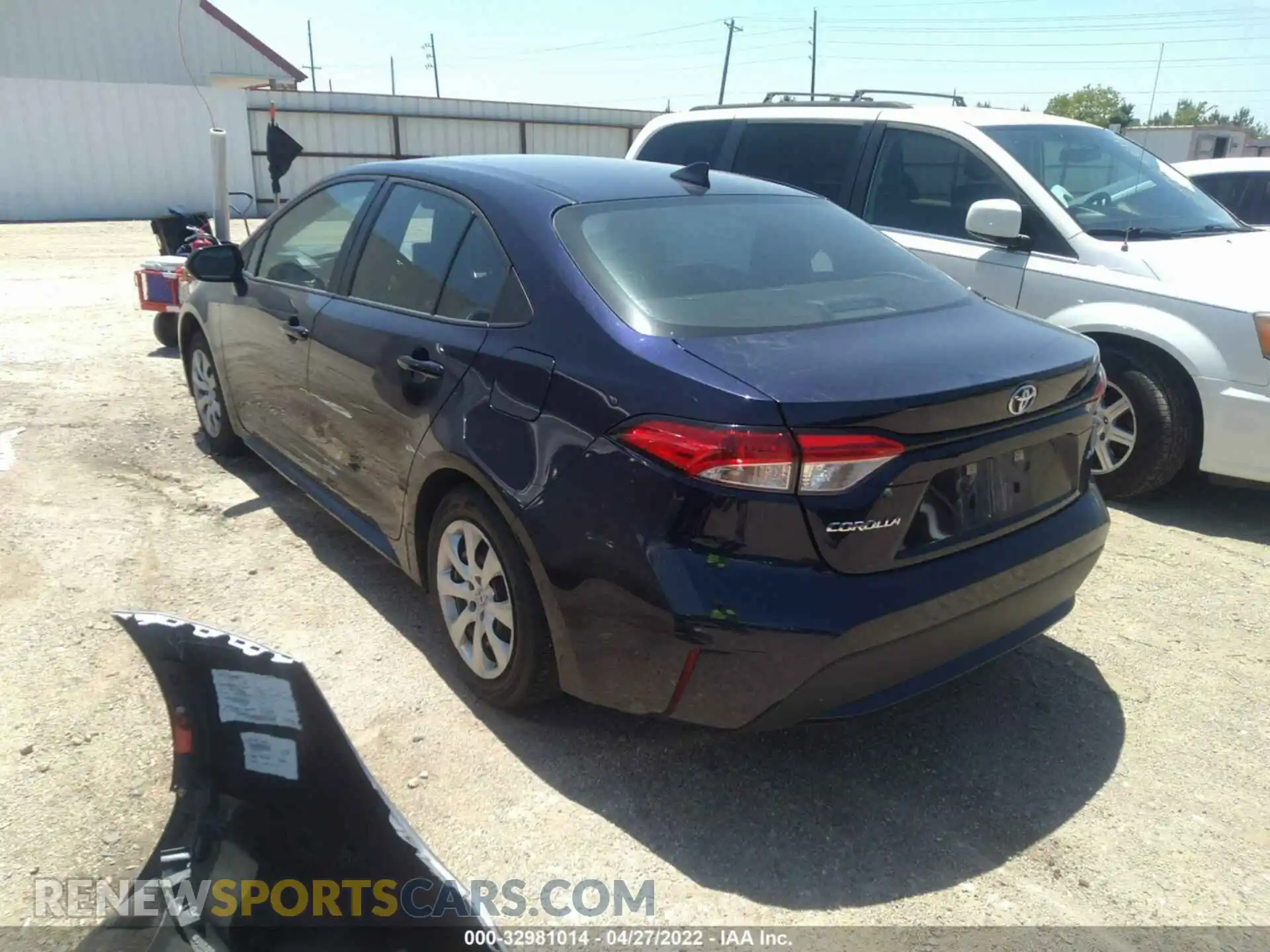 3 Photograph of a damaged car 5YFEPMAE3MP185806 TOYOTA COROLLA 2021