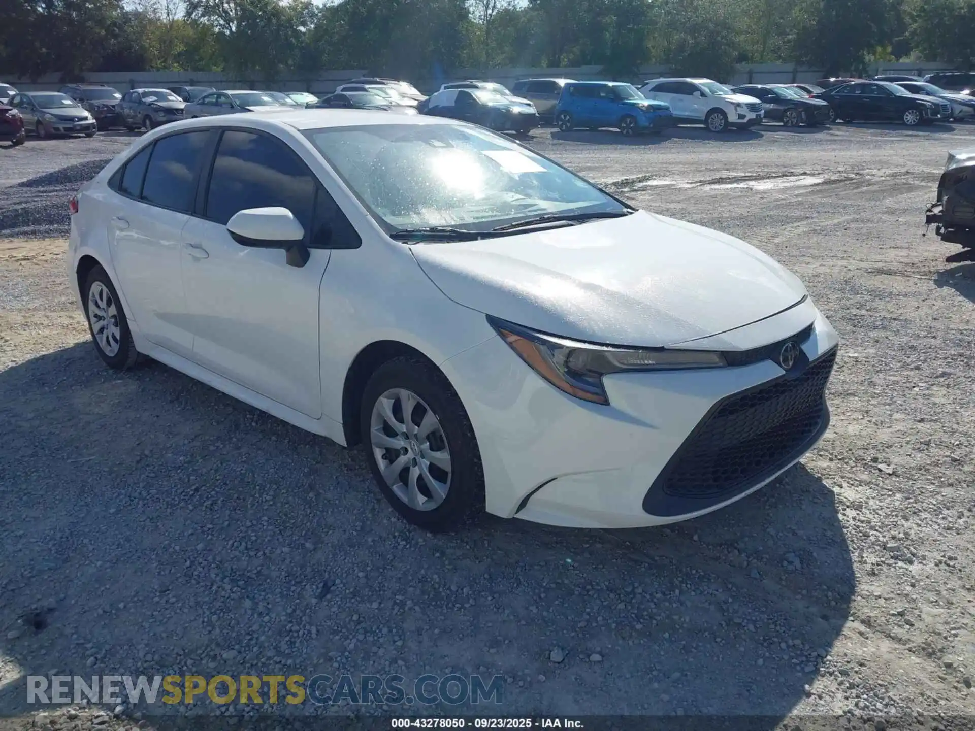 1 Photograph of a damaged car 5YFEPMAE3MP185840 TOYOTA COROLLA 2021