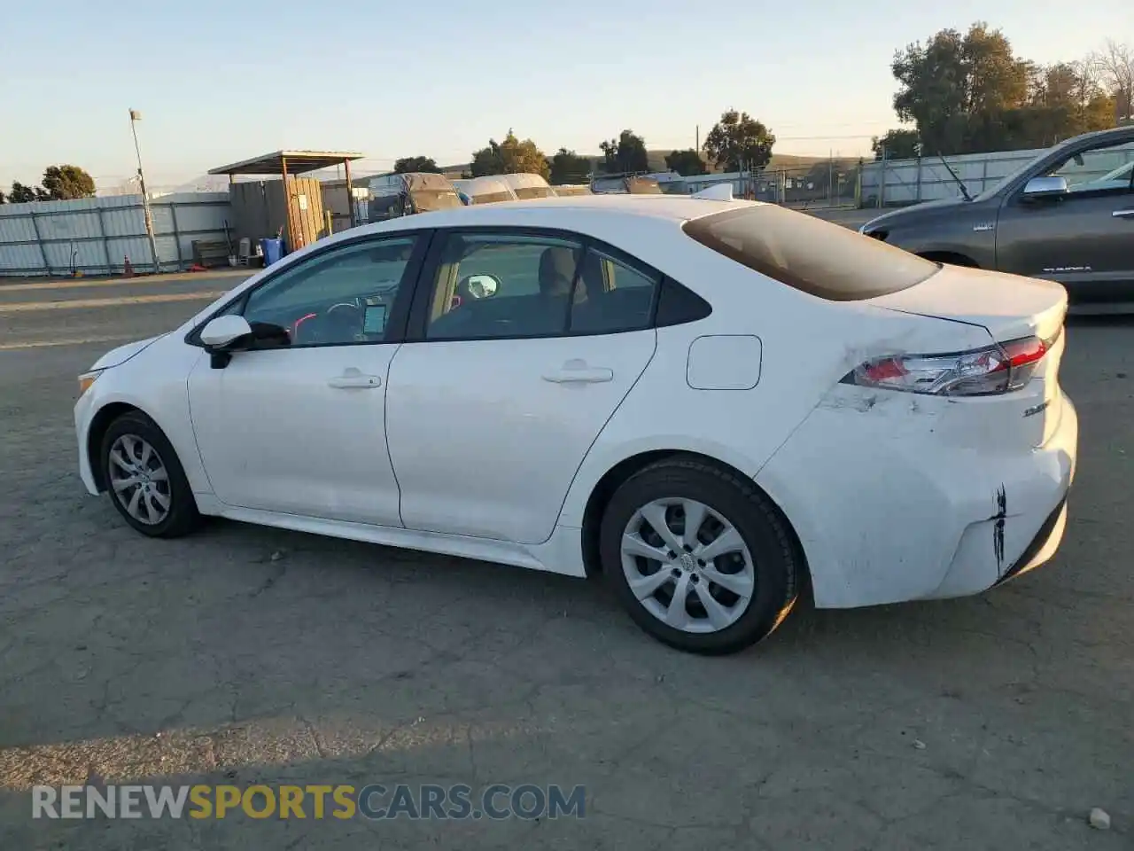 2 Photograph of a damaged car 5YFEPMAE3MP187202 TOYOTA COROLLA 2021