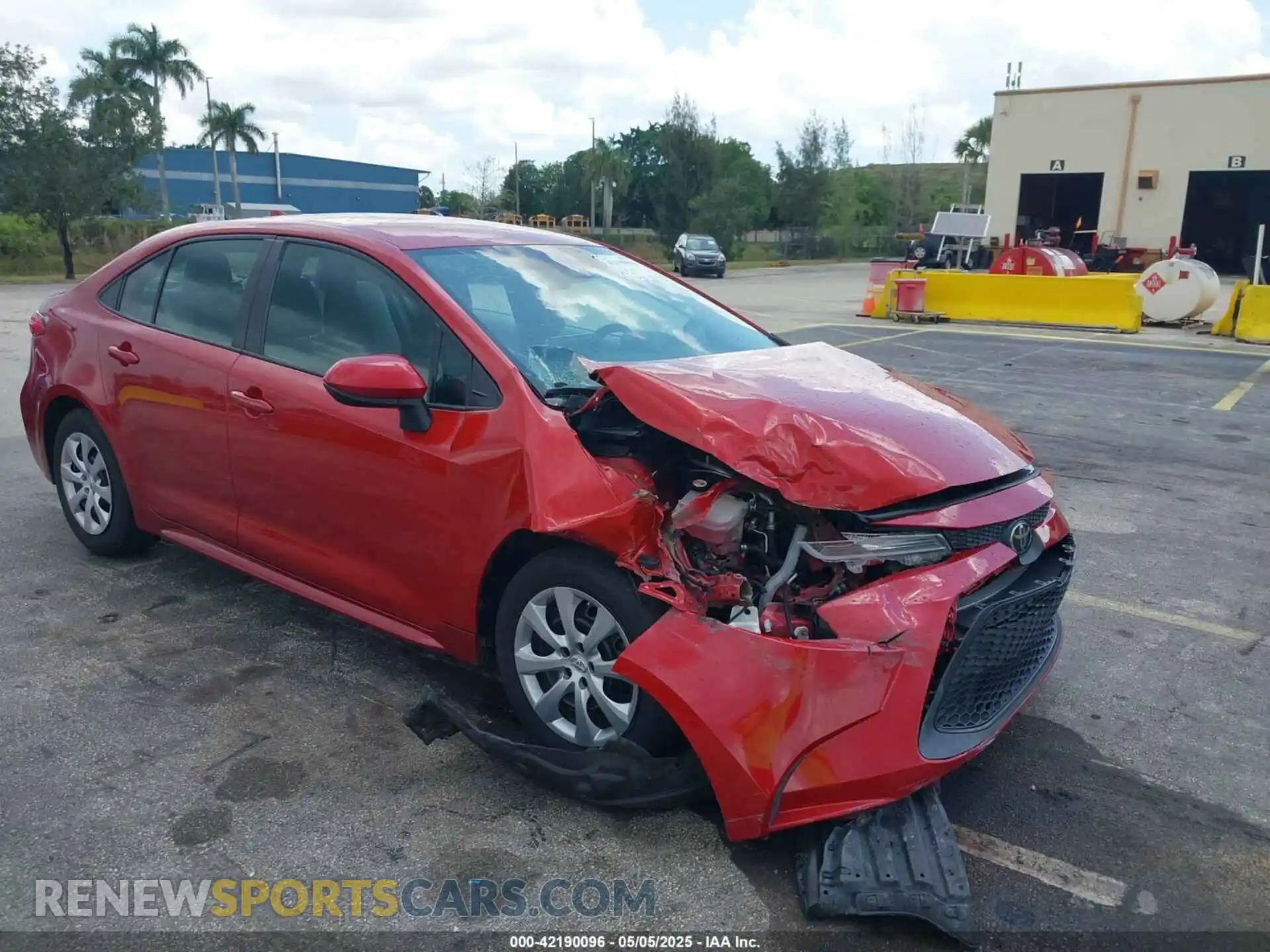 1 Photograph of a damaged car 5YFEPMAE3MP187958 TOYOTA COROLLA 2021