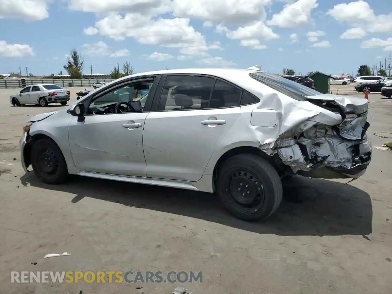 2 Photograph of a damaged car 5YFEPMAE3MP192044 TOYOTA COROLLA 2021