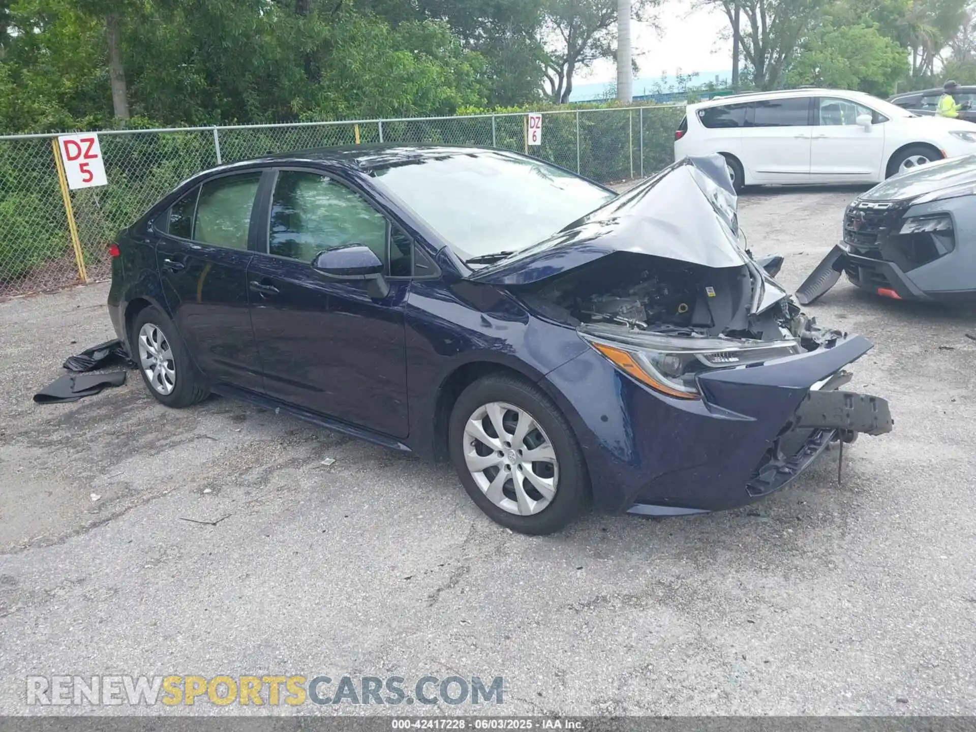 1 Photograph of a damaged car 5YFEPMAE3MP199155 TOYOTA COROLLA 2021