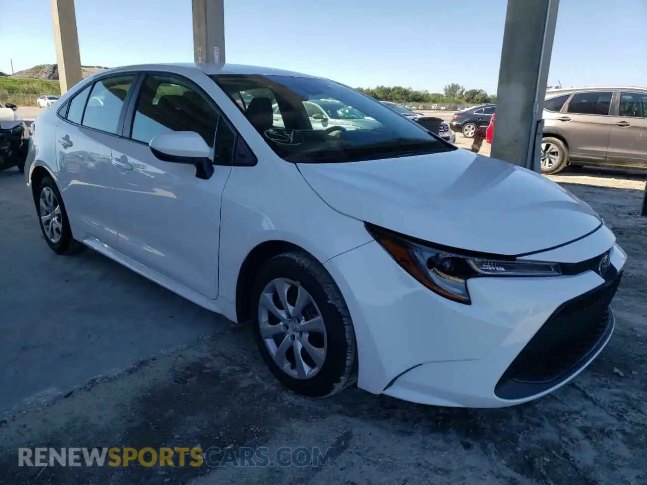 1 Photograph of a damaged car 5YFEPMAE3MP201518 TOYOTA COROLLA 2021