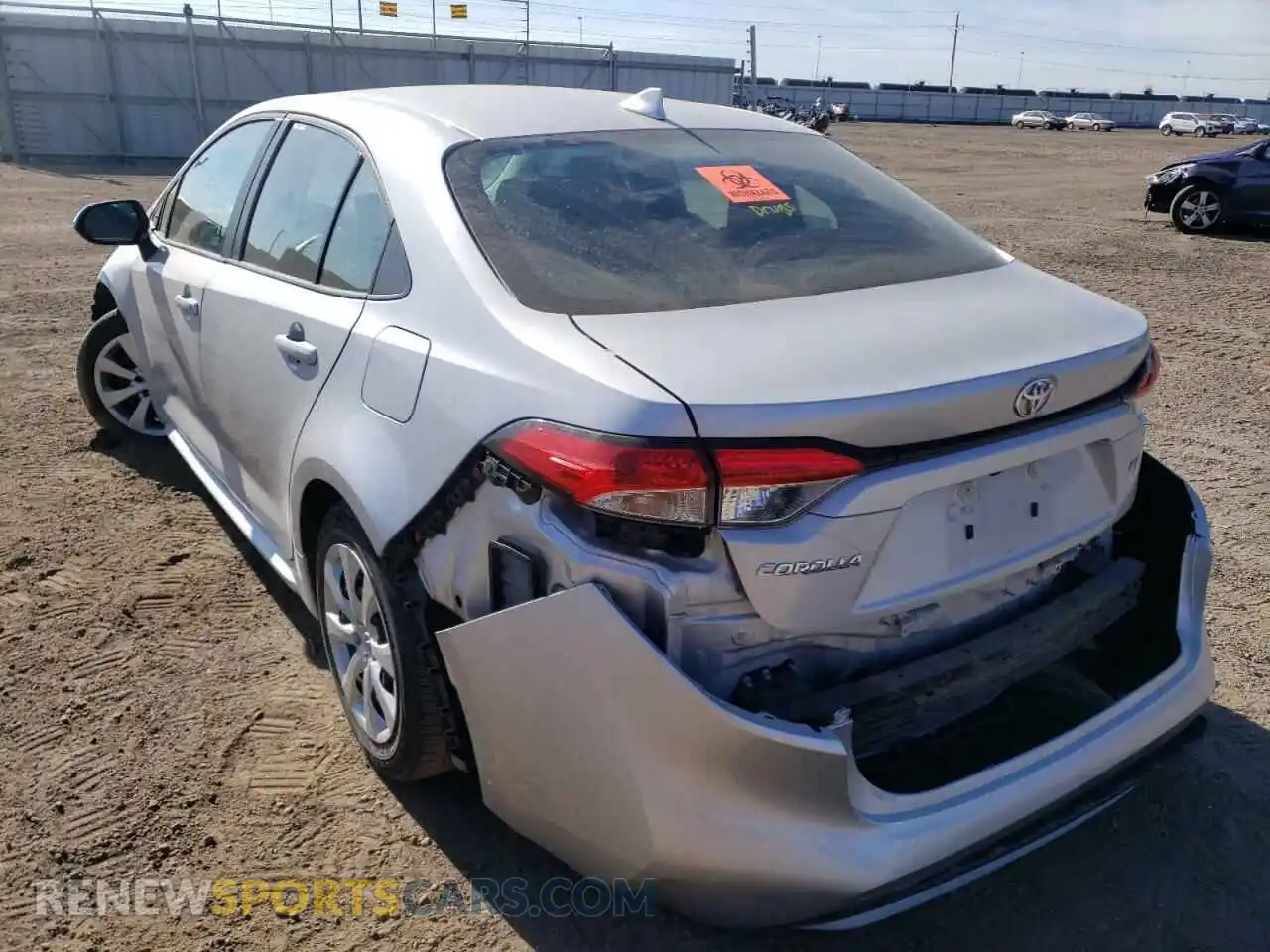 3 Фотография поврежденного автомобиля 5YFEPMAE3MP209067 TOYOTA COROLLA 2021