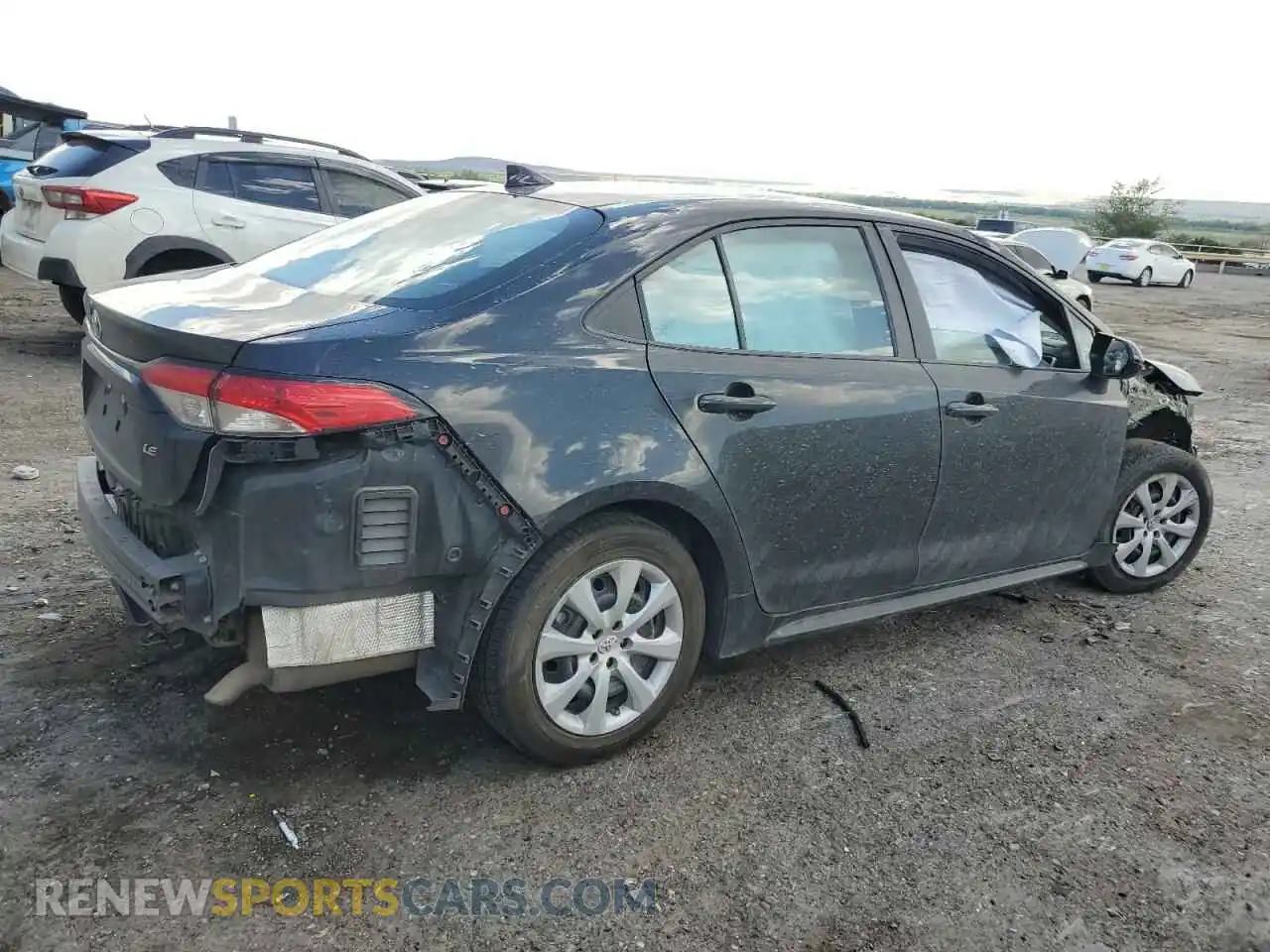 3 Photograph of a damaged car 5YFEPMAE3MP212731 TOYOTA COROLLA 2021