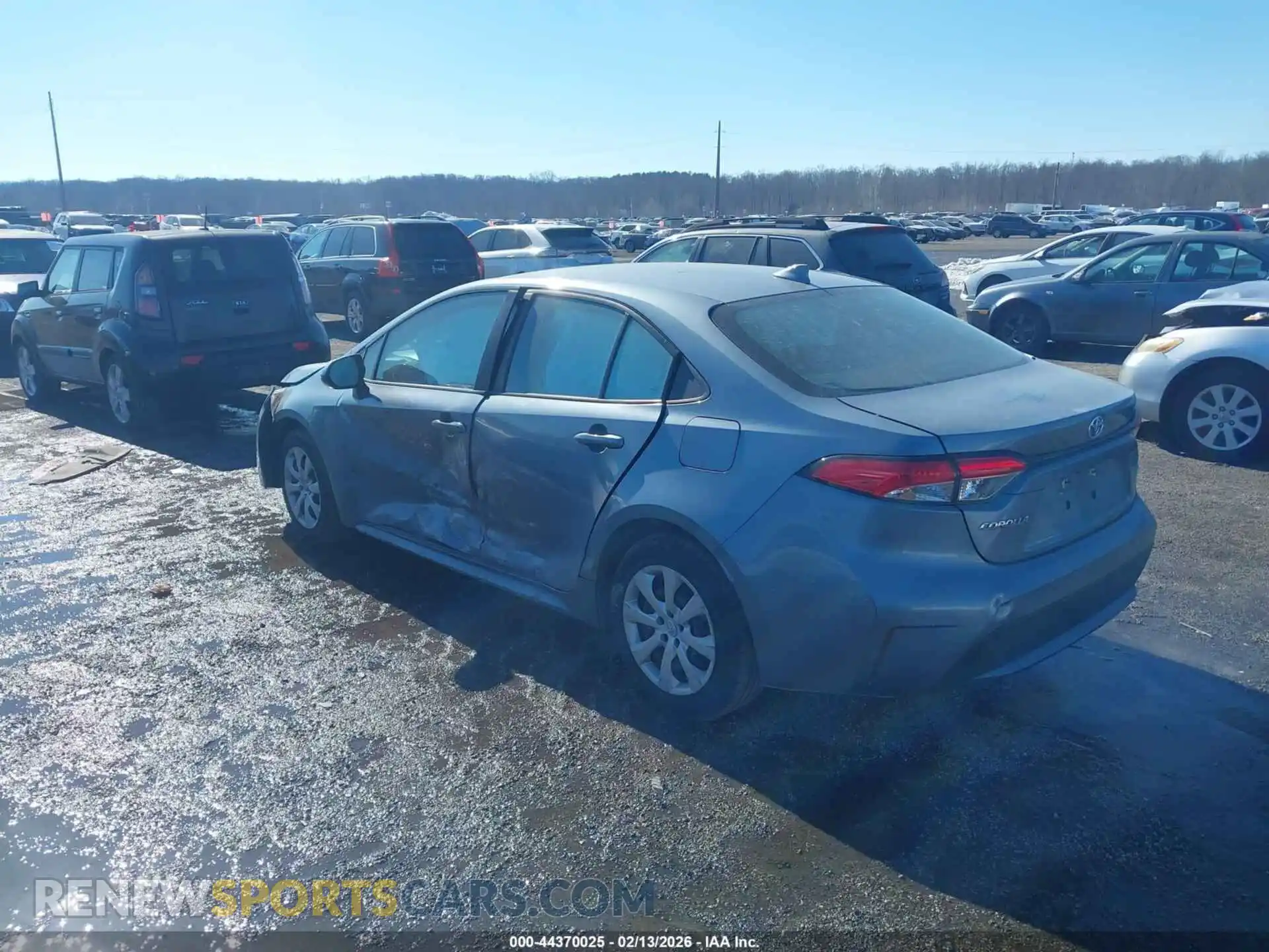 3 Photograph of a damaged car 5YFEPMAE3MP217184 TOYOTA COROLLA 2021