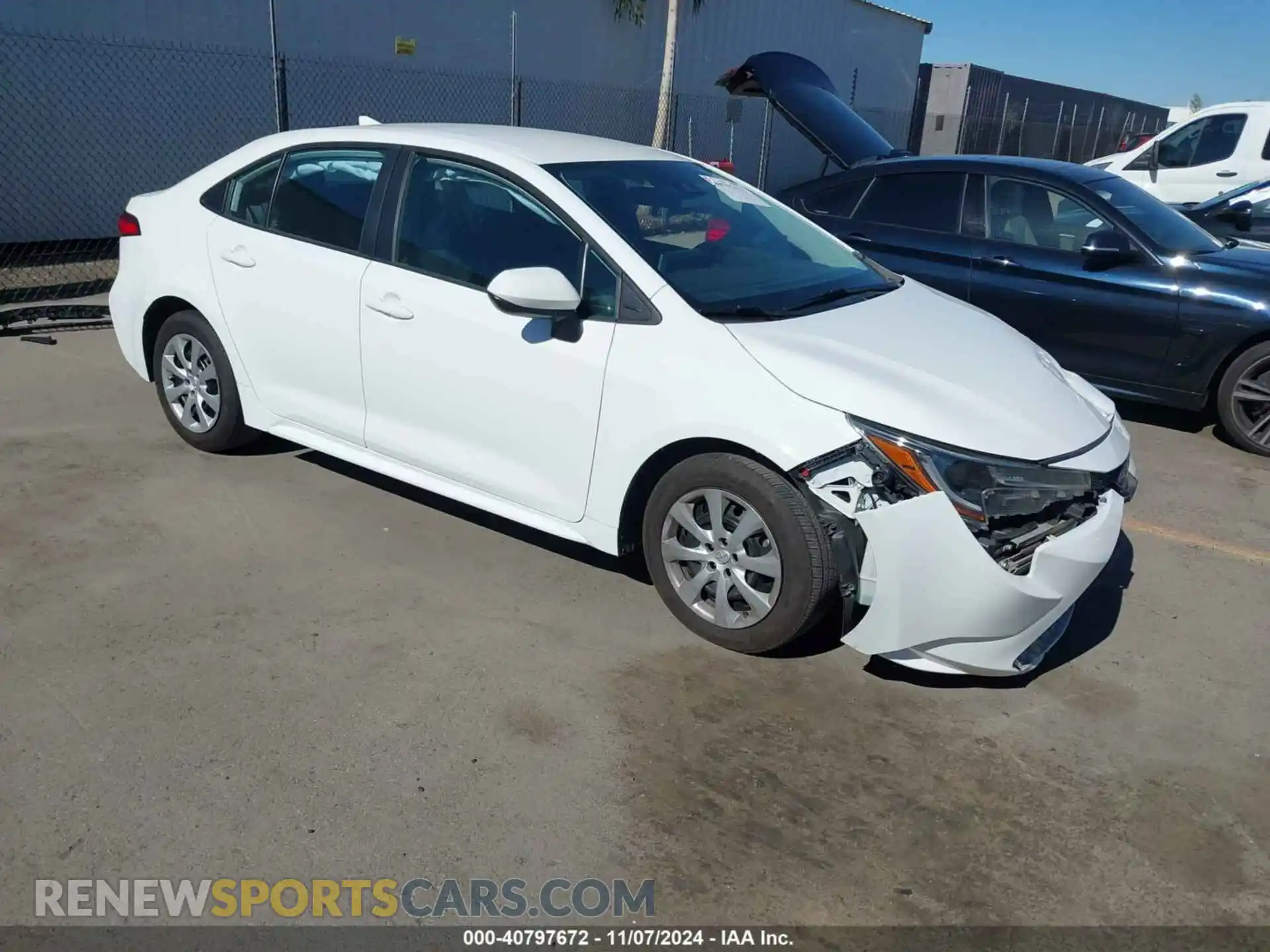 1 Photograph of a damaged car 5YFEPMAE3MP217976 TOYOTA COROLLA 2021