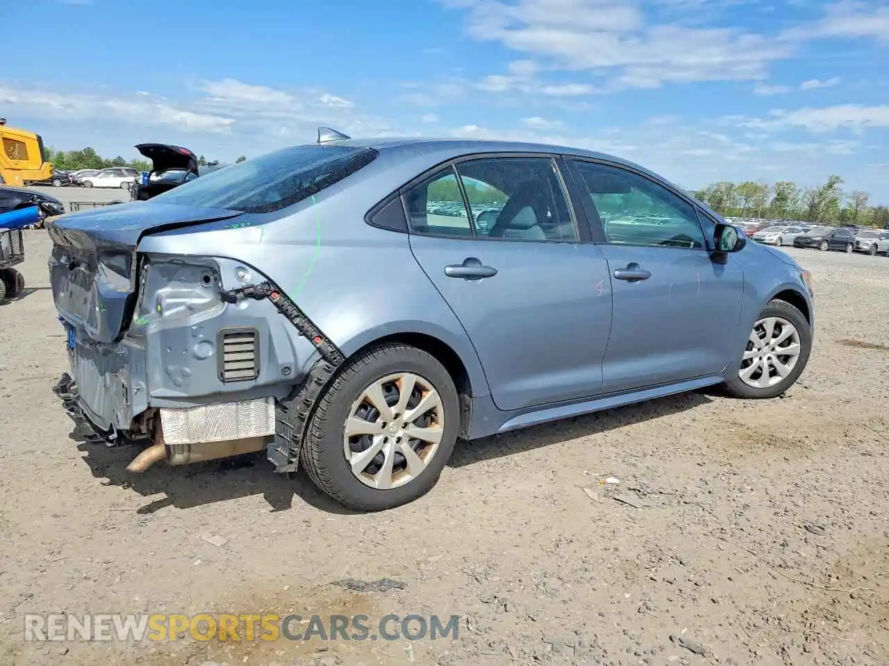 3 fotografías del automóvil dañado 5YFEPMAE3MP221140 TOYOTA COROLLA 2021