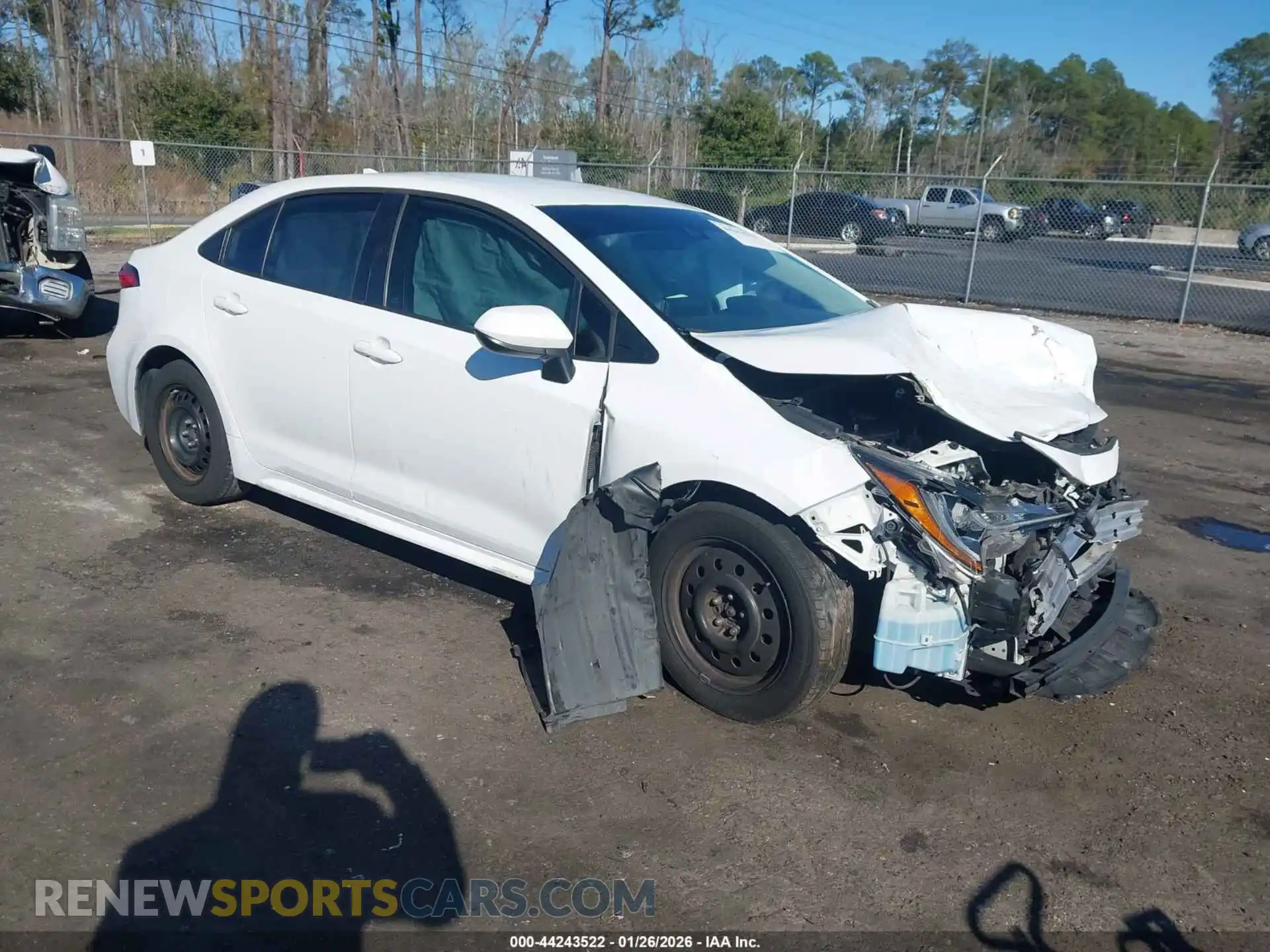 1 Photograph of a damaged car 5YFEPMAE3MP228721 TOYOTA COROLLA 2021