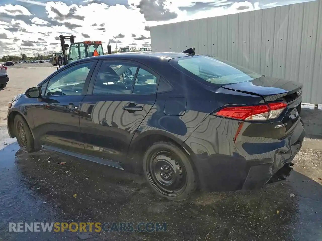 2 Photograph of a damaged car 5YFEPMAE3MP232526 TOYOTA COROLLA 2021