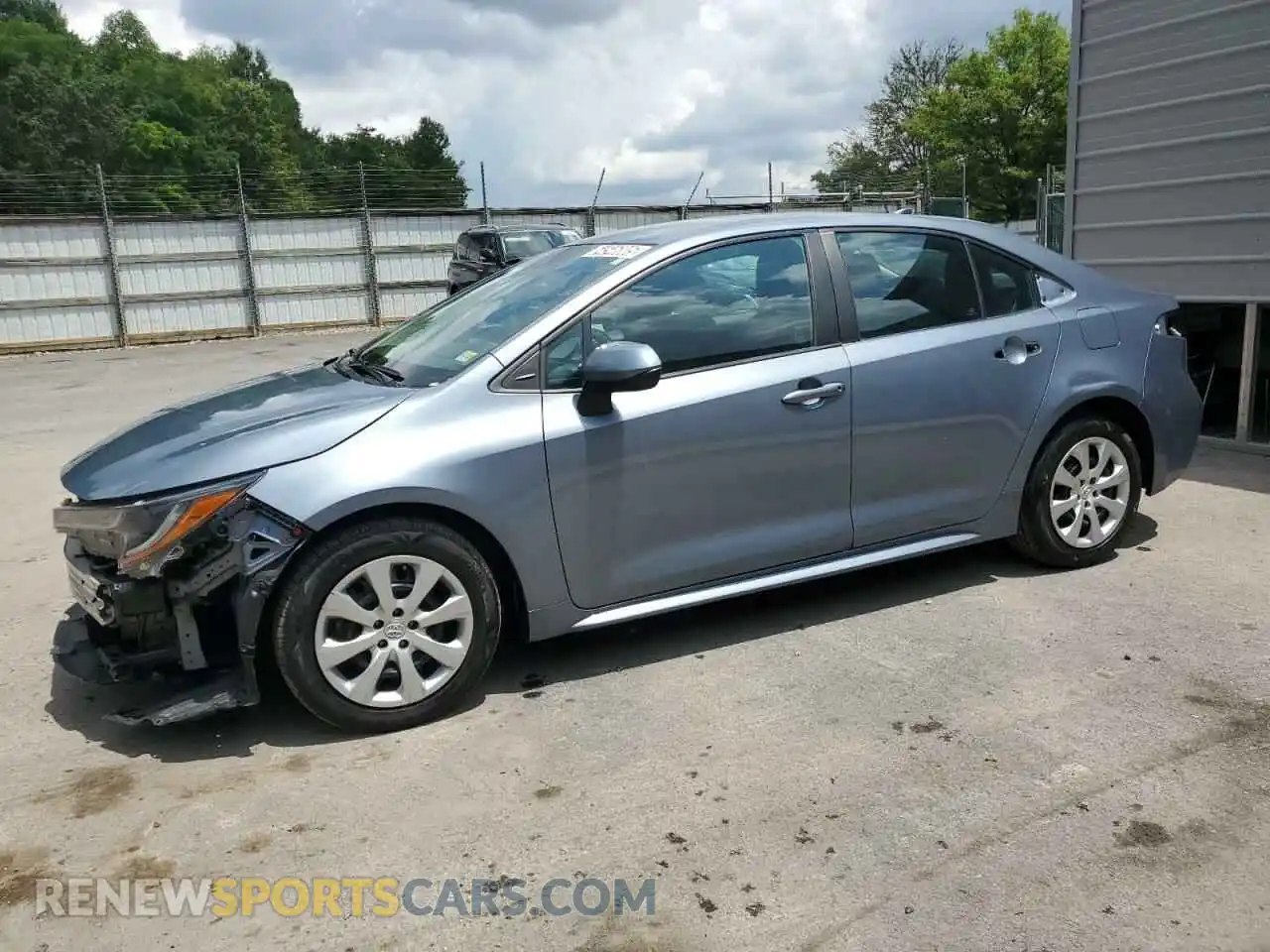 1 Photograph of a damaged car 5YFEPMAE3MP233286 TOYOTA COROLLA 2021