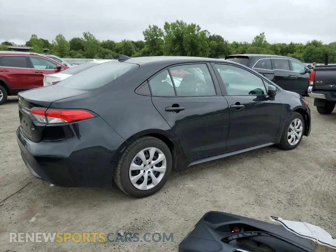 3 Photograph of a damaged car 5YFEPMAE3MP236673 TOYOTA COROLLA 2021