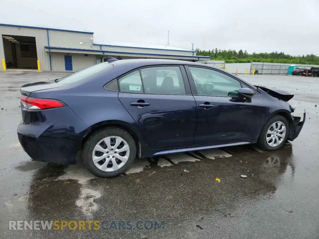3 Photograph of a damaged car 5YFEPMAE3MP240609 TOYOTA COROLLA 2021