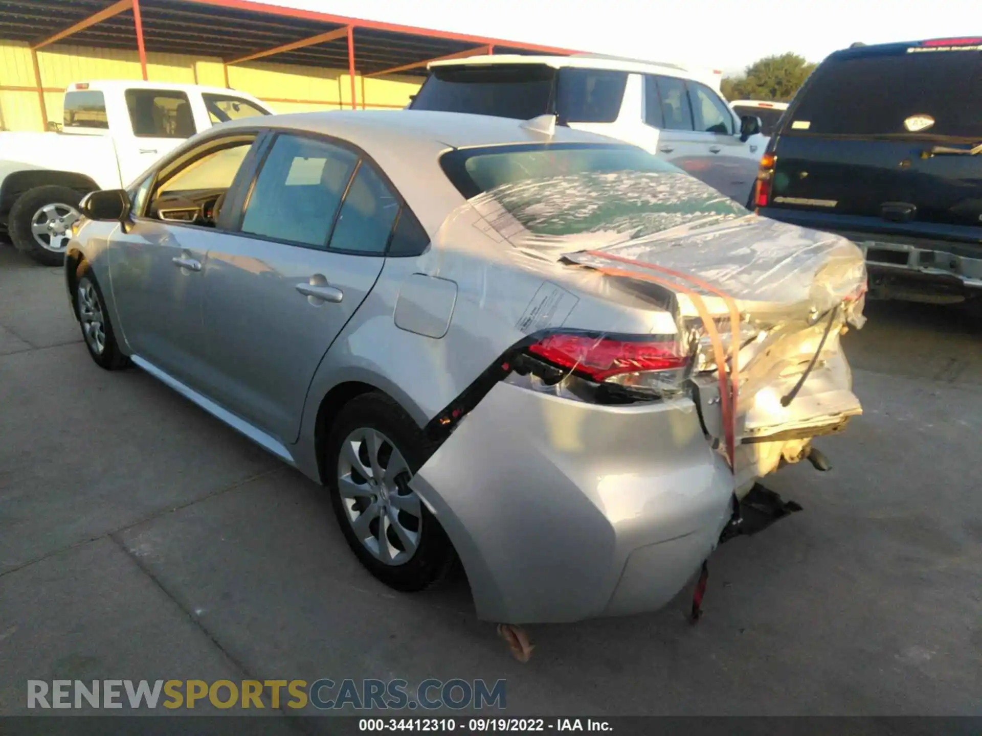 3 Фотография поврежденного автомобиля 5YFEPMAE3MP243607 TOYOTA COROLLA 2021