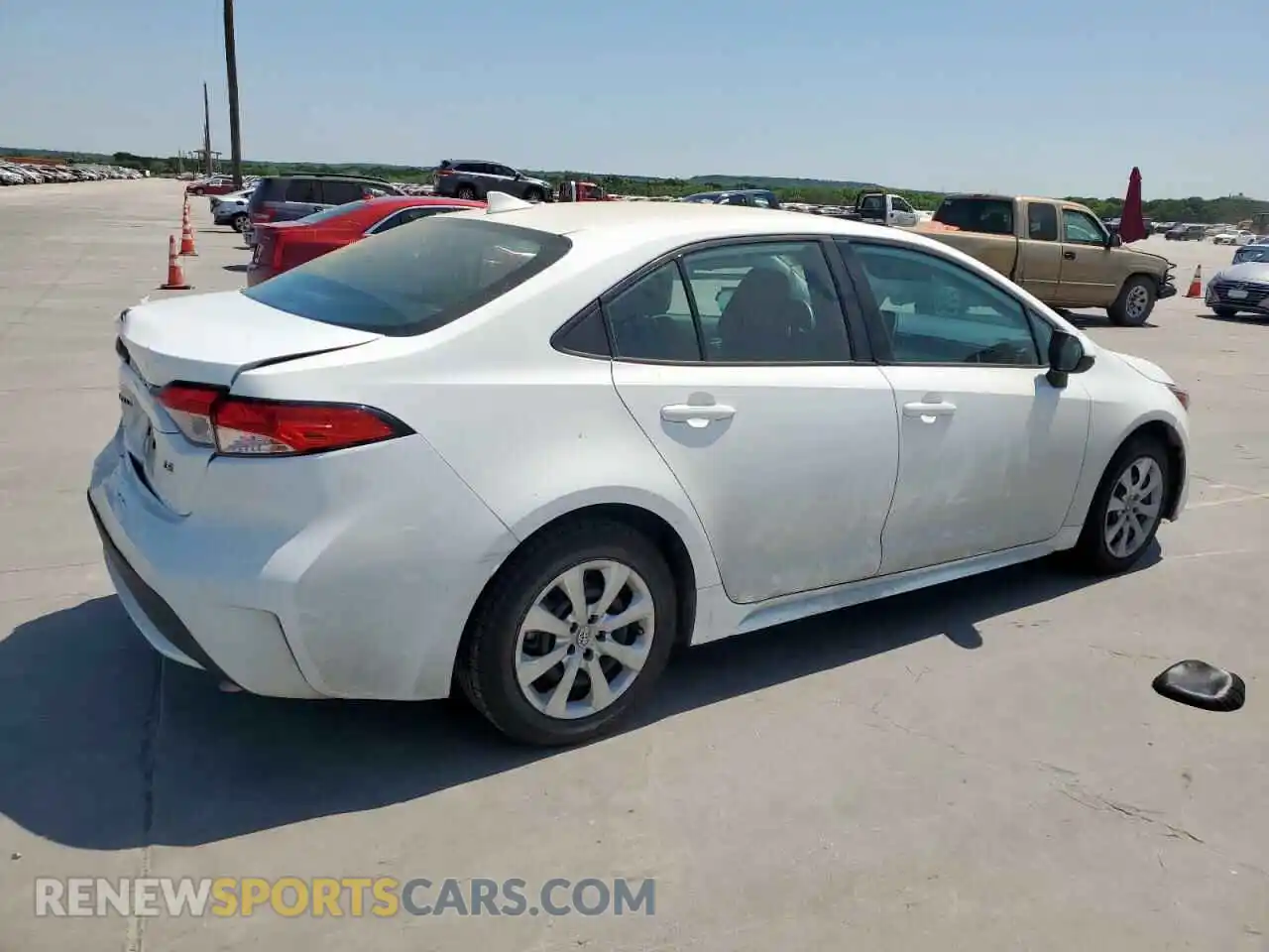 3 Photograph of a damaged car 5YFEPMAE3MP255921 TOYOTA COROLLA 2021