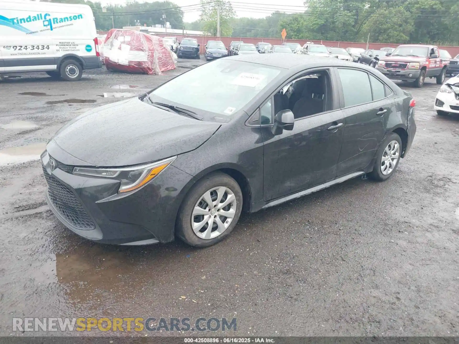 2 Photograph of a damaged car 5YFEPMAE3MP260326 TOYOTA COROLLA 2021