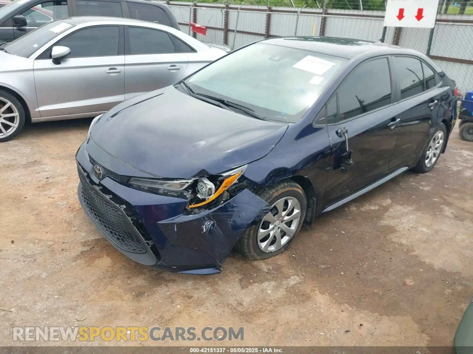 2 Photograph of a damaged car 5YFEPMAE3MP261136 TOYOTA COROLLA 2021