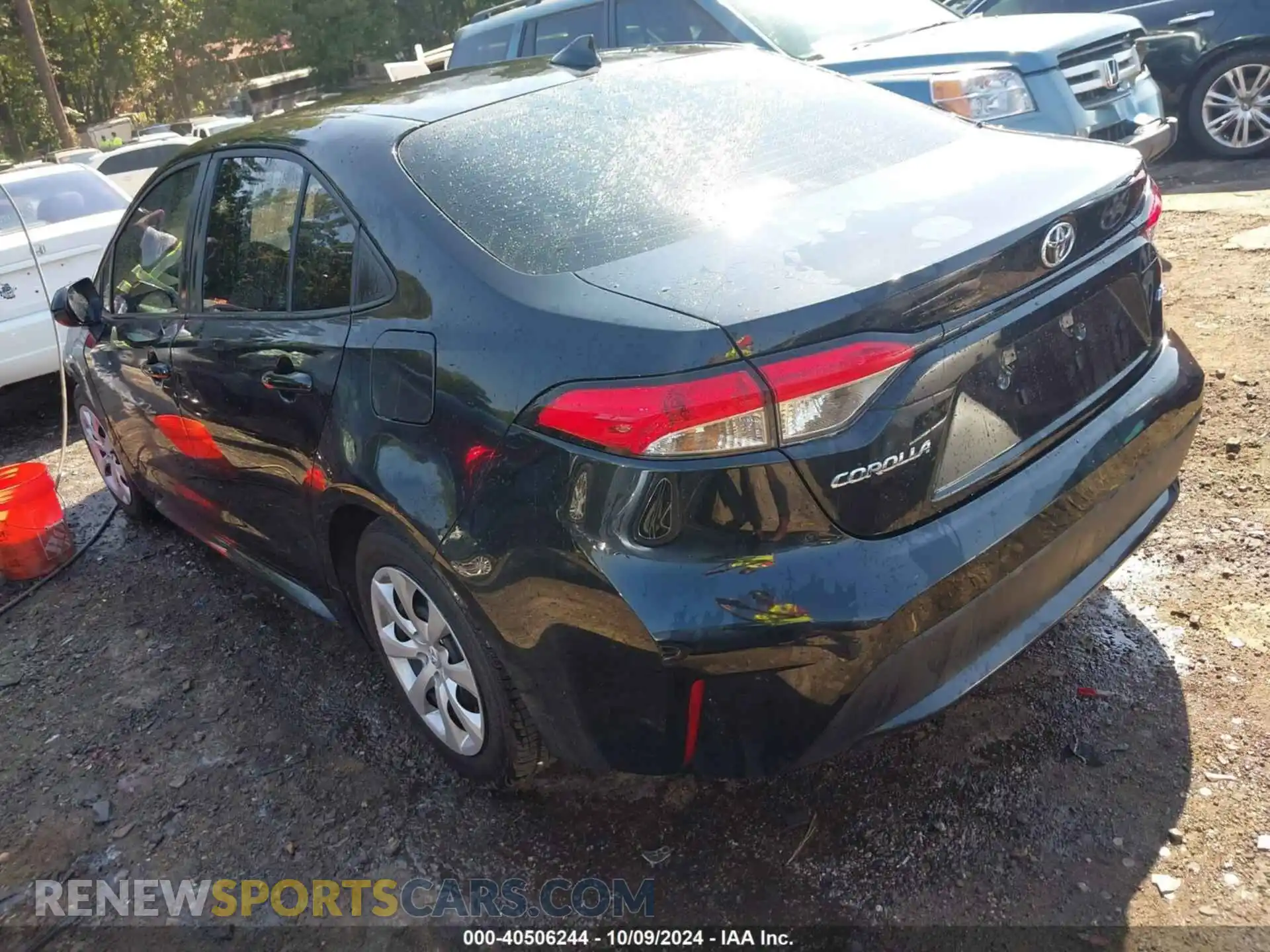 3 Photograph of a damaged car 5YFEPMAE3MP264960 TOYOTA COROLLA 2021