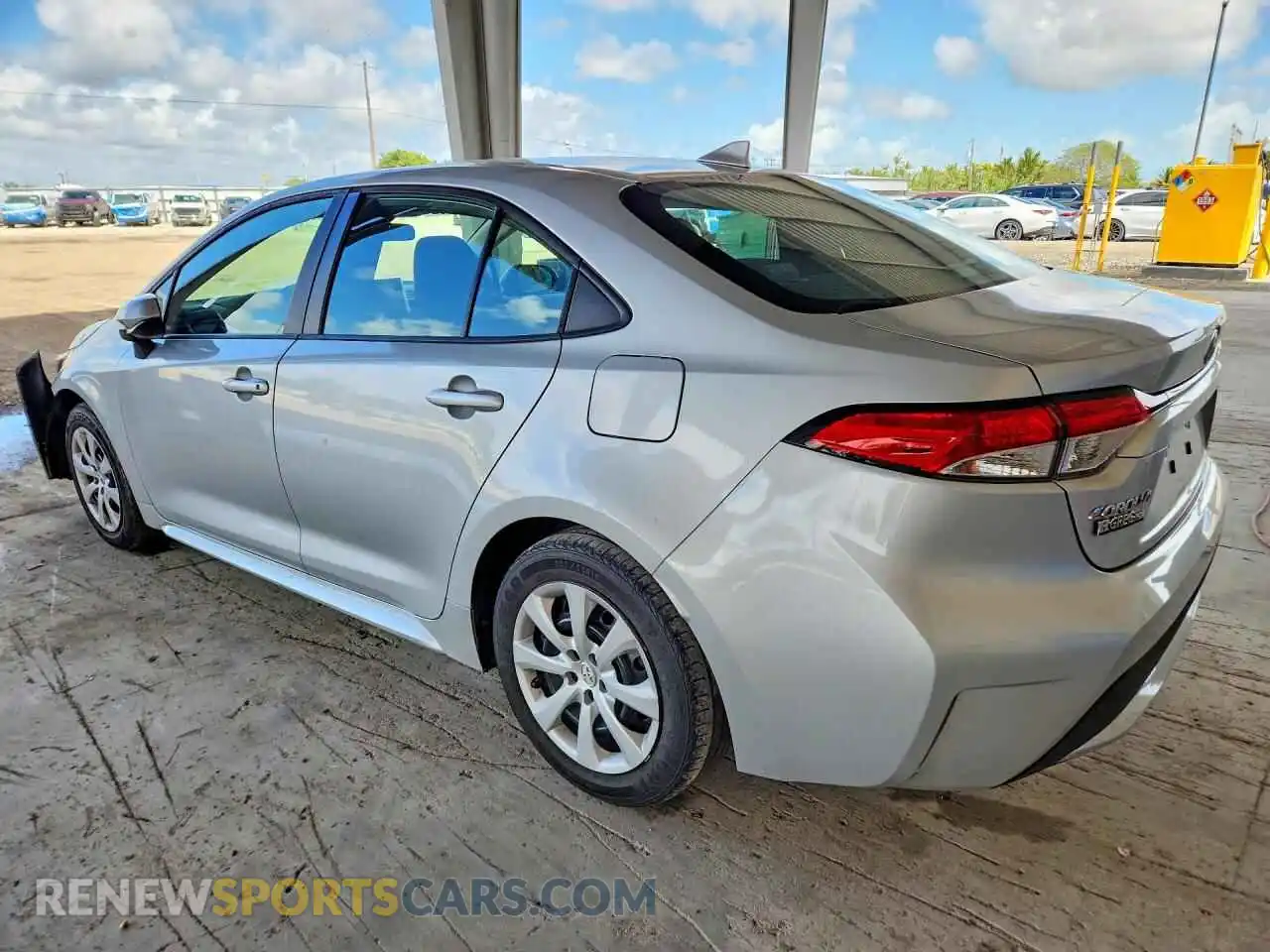 2 Photograph of a damaged car 5YFEPMAE3MP266921 TOYOTA COROLLA 2021