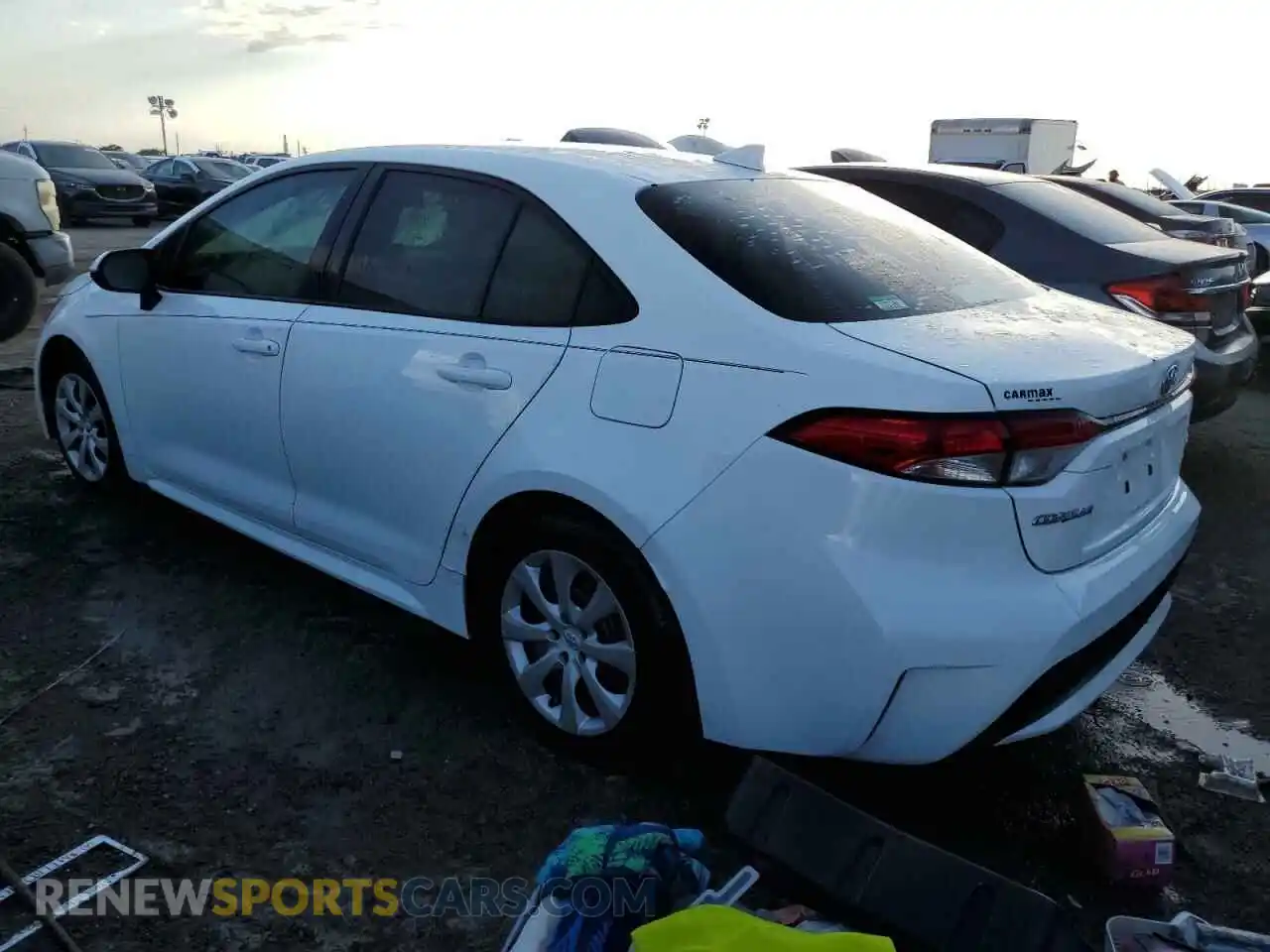 2 Photograph of a damaged car 5YFEPMAE4MP152894 TOYOTA COROLLA 2021